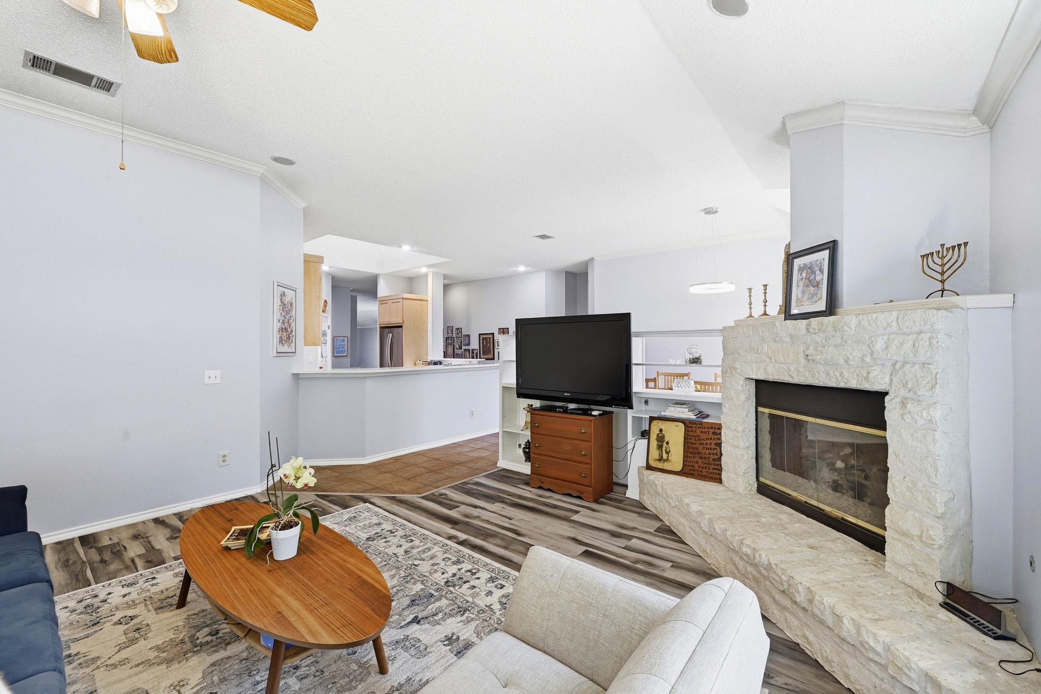 10803 Pinkney Ln, Austin, TX 78739