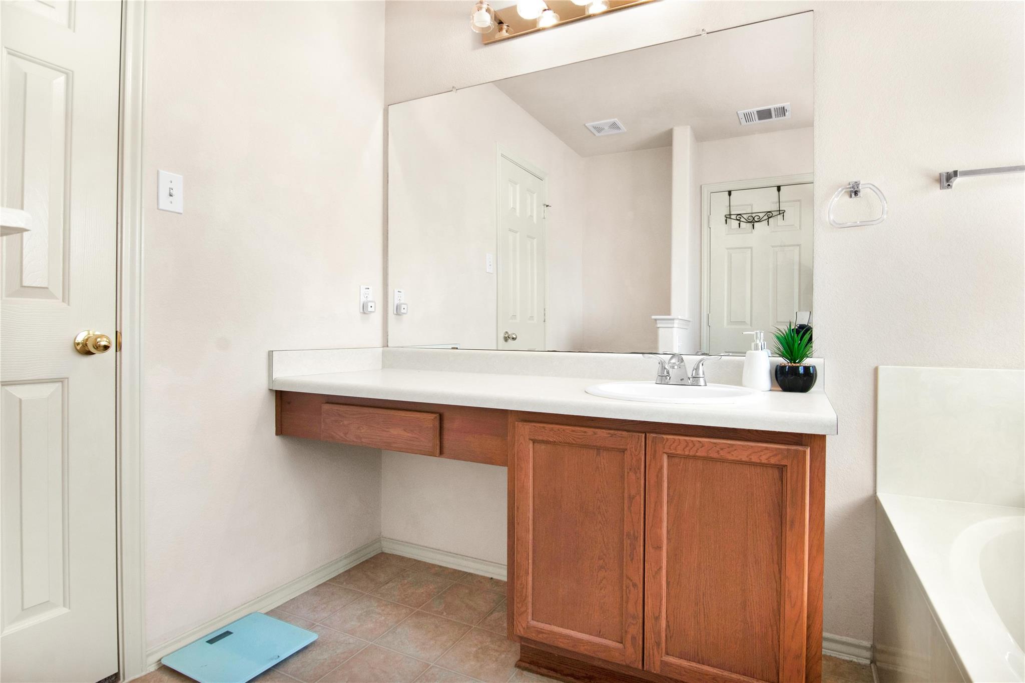 14416 Lewis Carroll Ln # A, Pflugerville, TX 78660