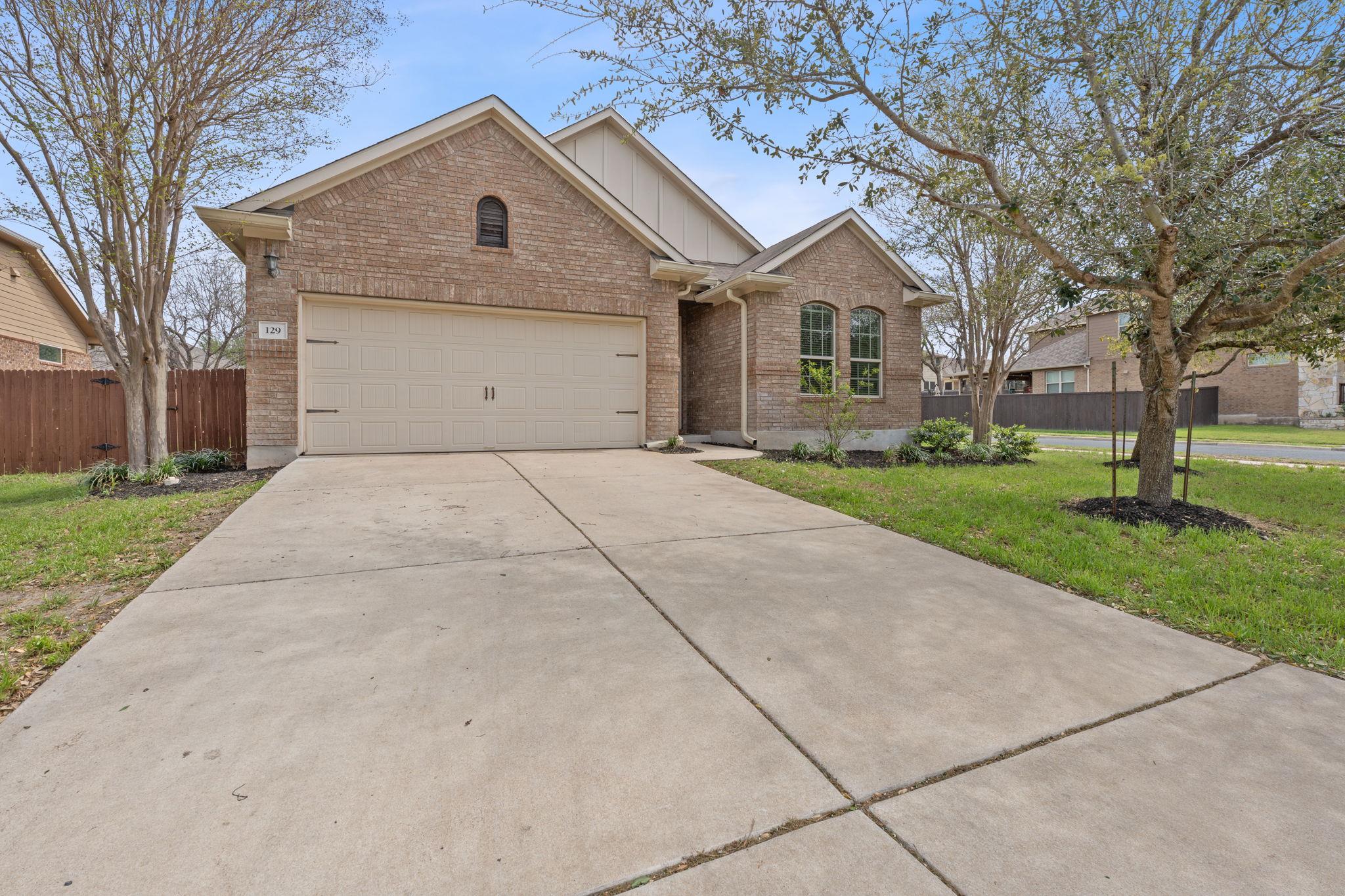 129 Phil Mickelson Ct, Round Rock, TX 78664