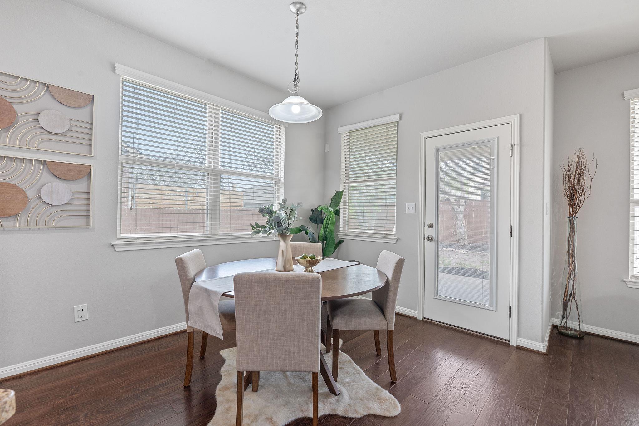 129 Phil Mickelson Ct, Round Rock, TX 78664