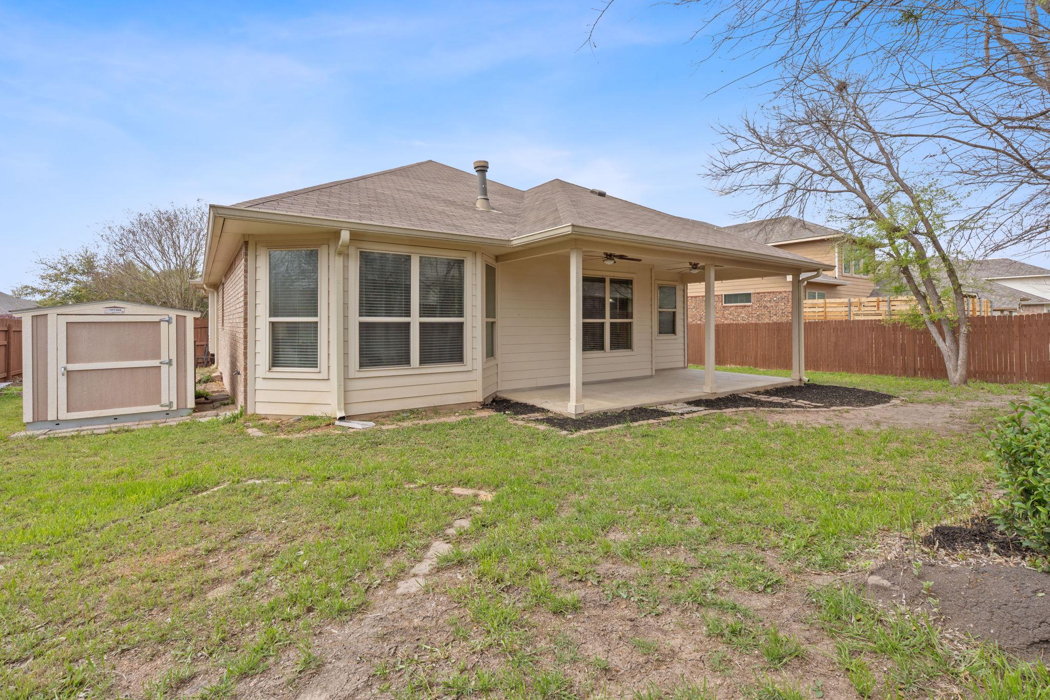 129 Phil Mickelson Ct, Round Rock, TX 78664