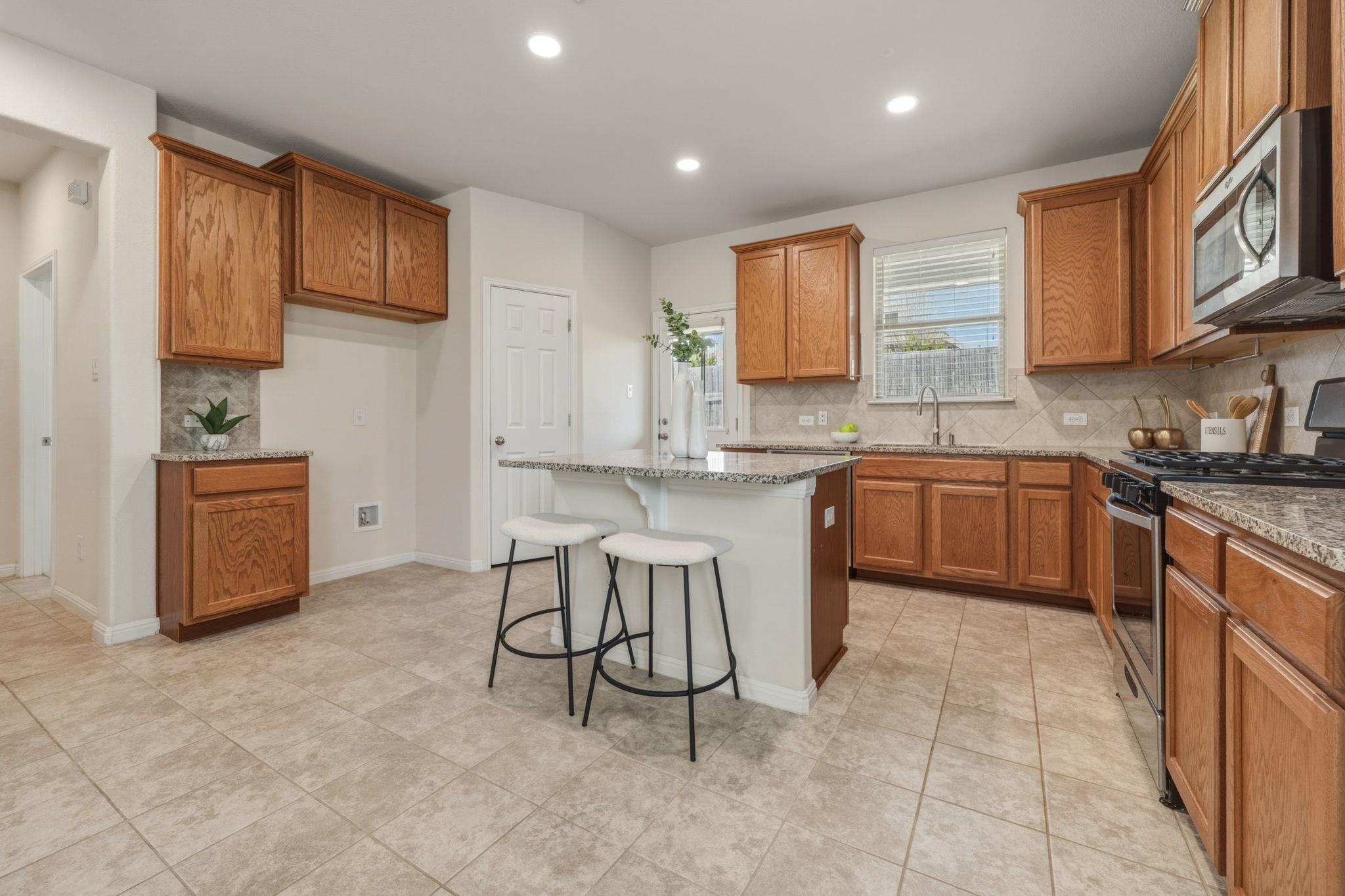 13208 Olivers Way, Manchaca, TX 78652