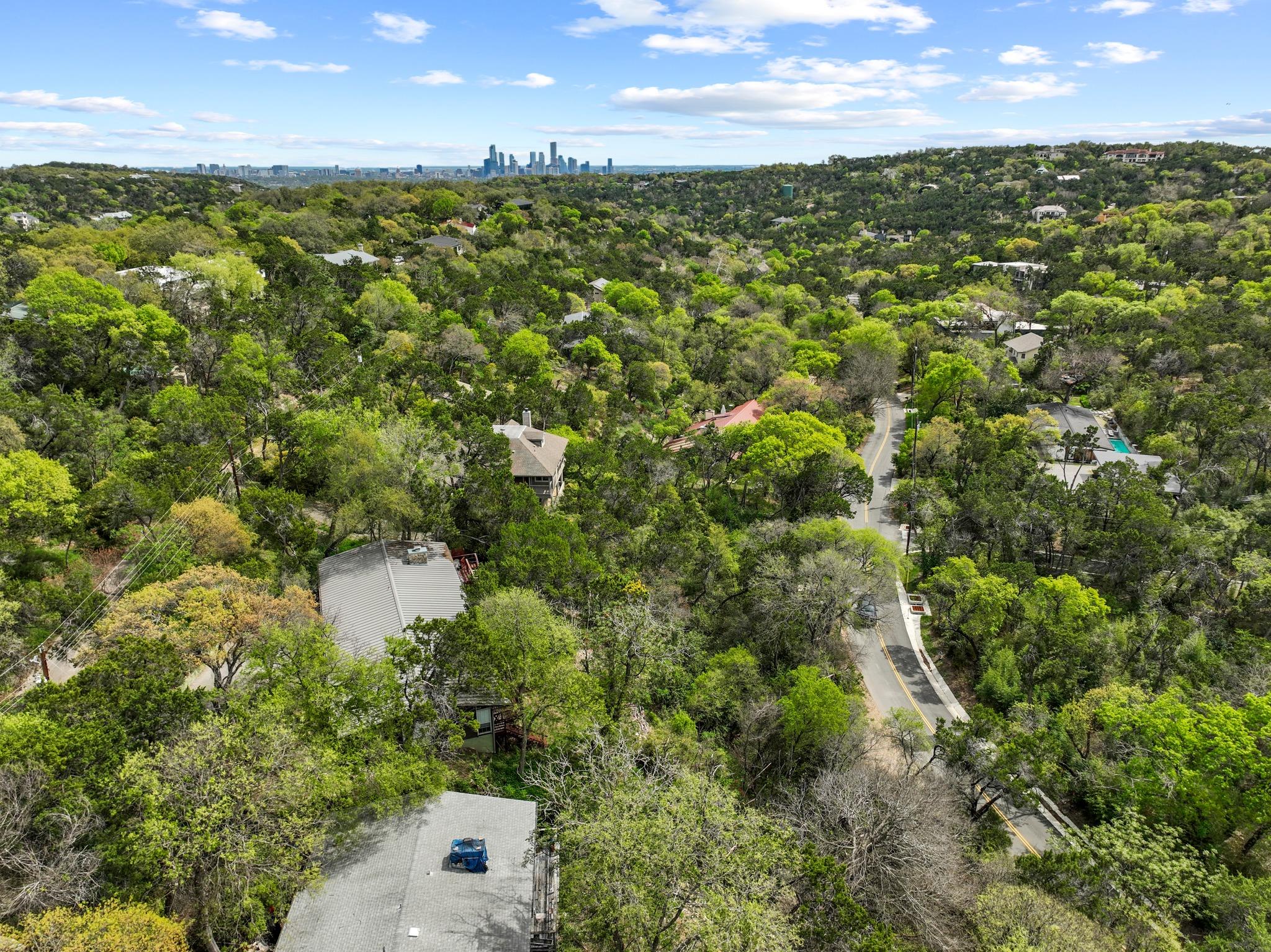 1204 Yaupon Valley Rd, West Lake Hills, TX 78746