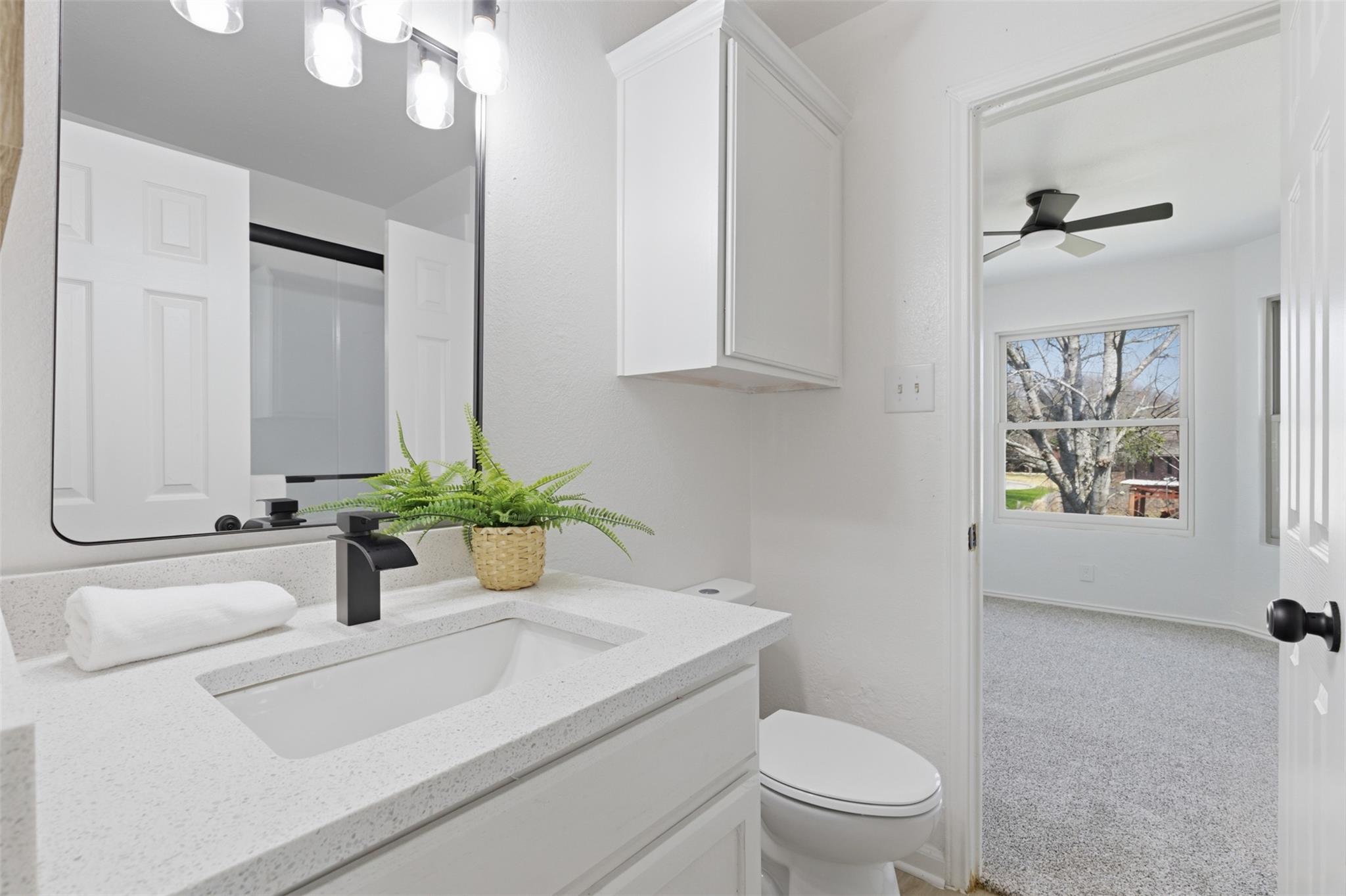 7247 Wardman Dr, Del Valle, TX 78617