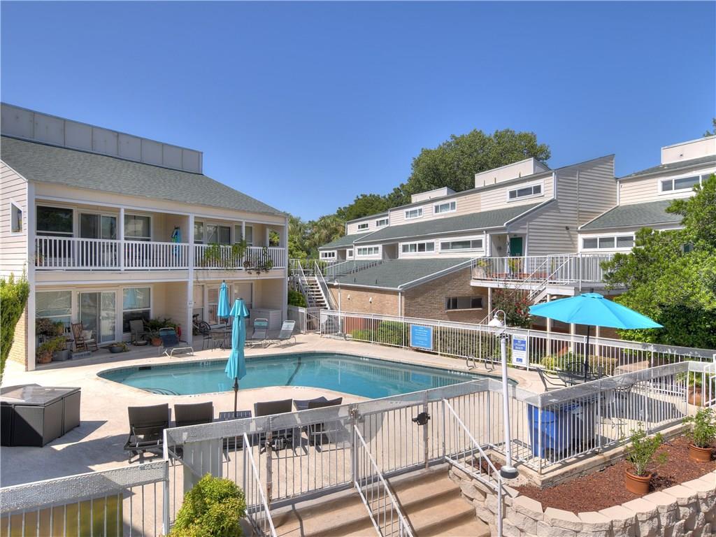 1818 S Lakeshore Blvd # 20, Austin, TX 78741