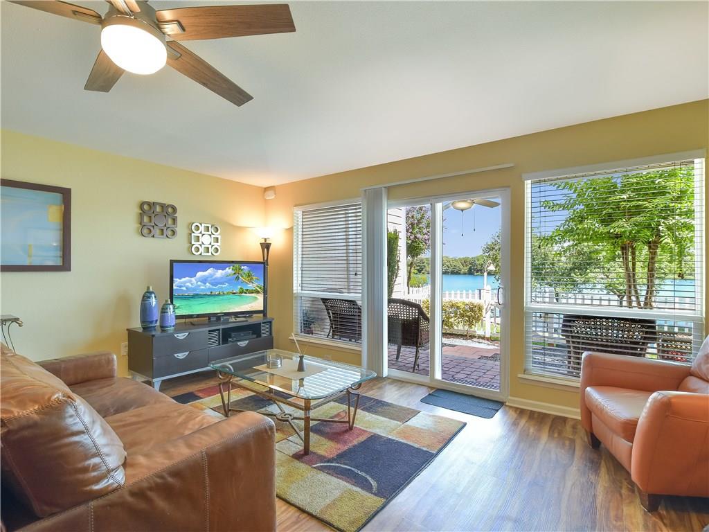 1818 S Lakeshore Blvd # 20, Austin, TX 78741