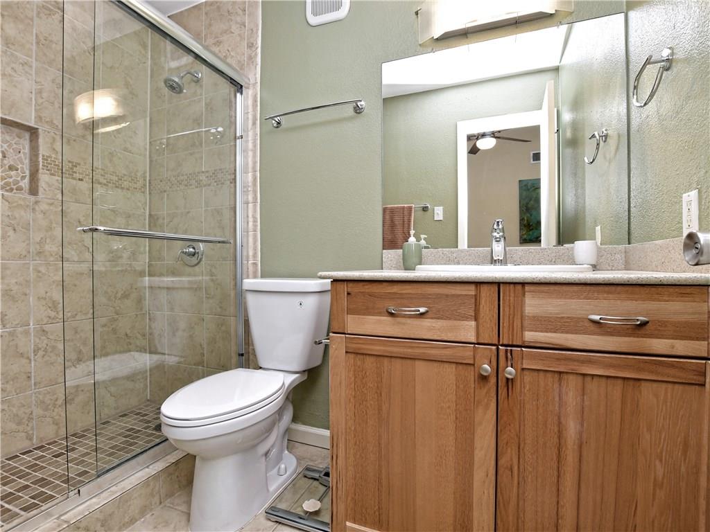 1818 S Lakeshore Blvd # 20, Austin, TX 78741