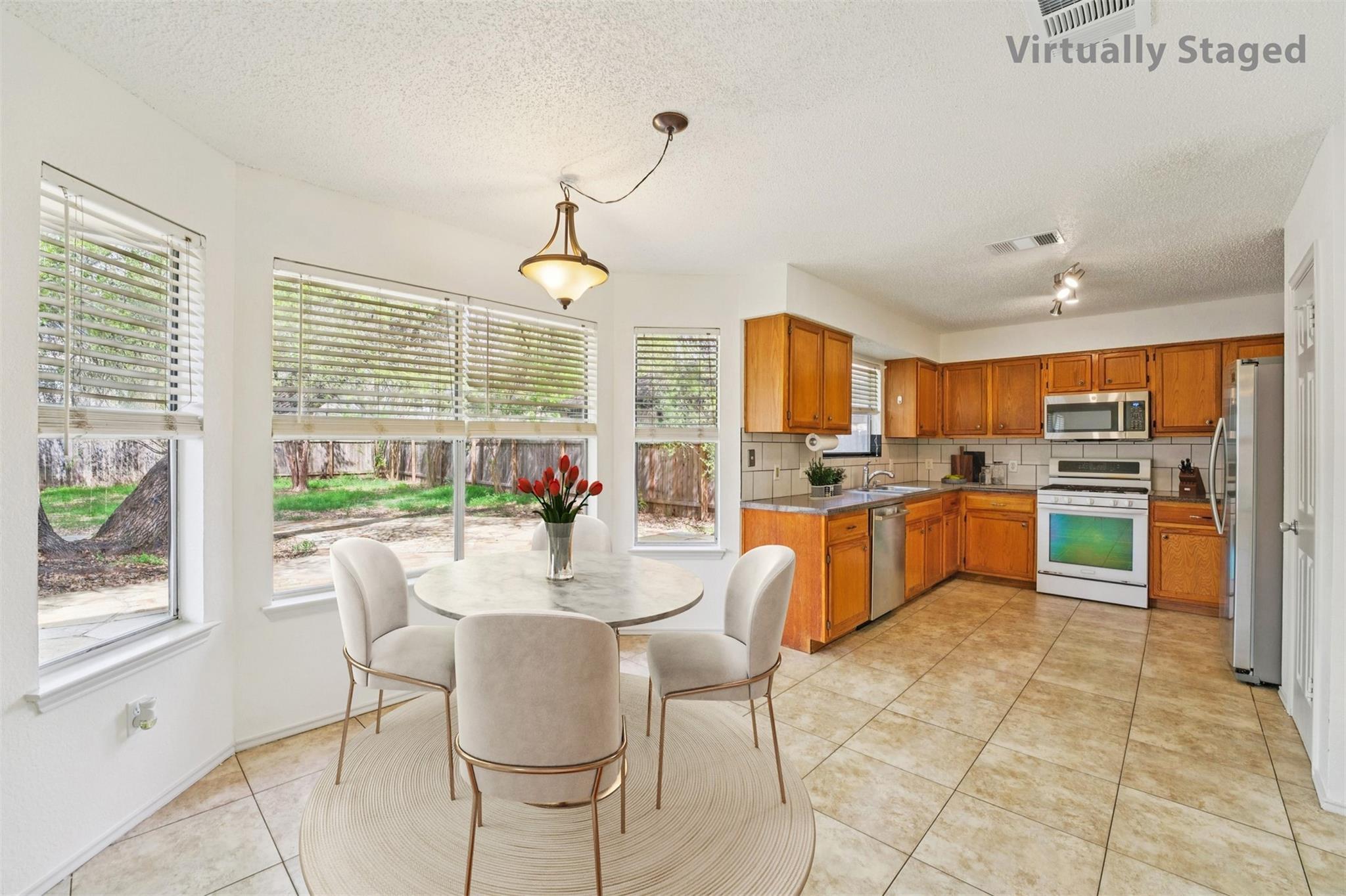 1407 Deer Ledge Trl, Cedar Park, TX 78613