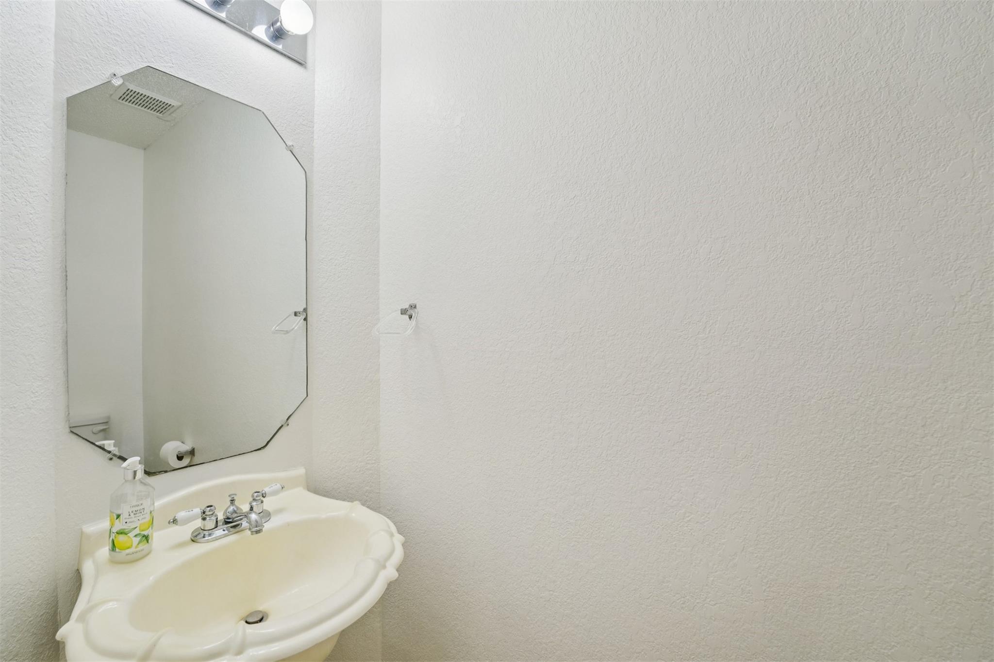 1407 Deer Ledge Trl, Cedar Park, TX 78613