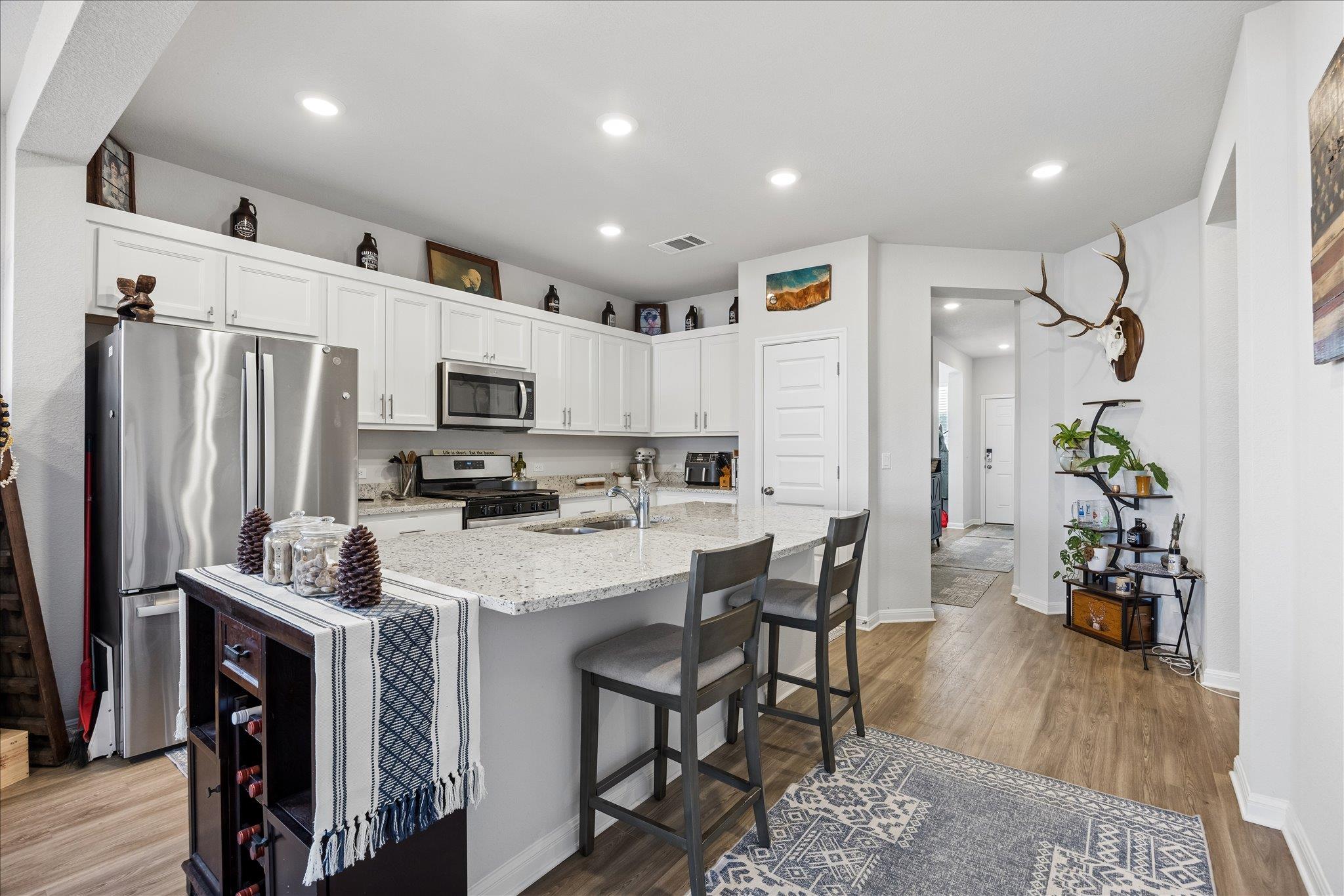 8300 Augeron Dr, Austin, TX 78747