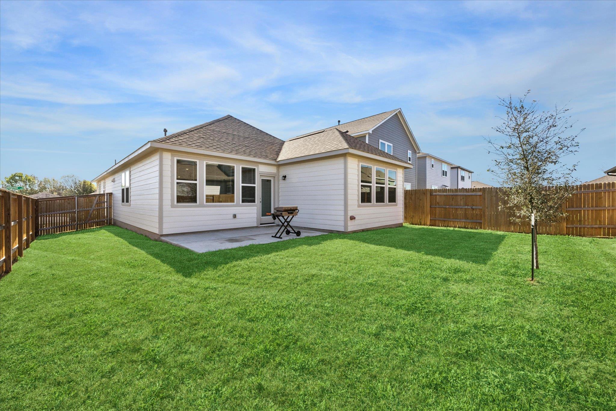 8300 Augeron Dr, Austin, TX 78747