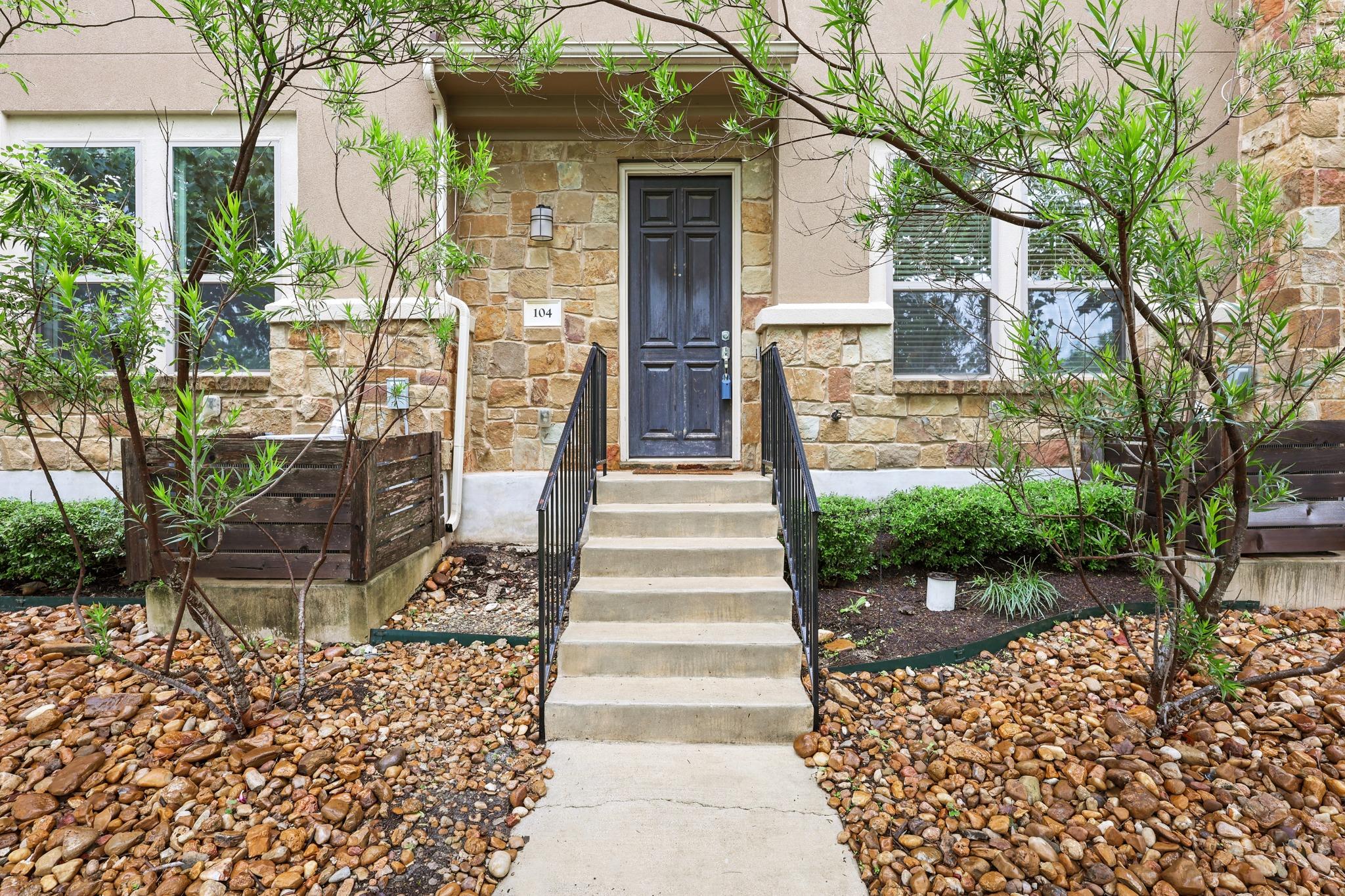 6814 E Riverside Dr # 104, Austin, TX 78741