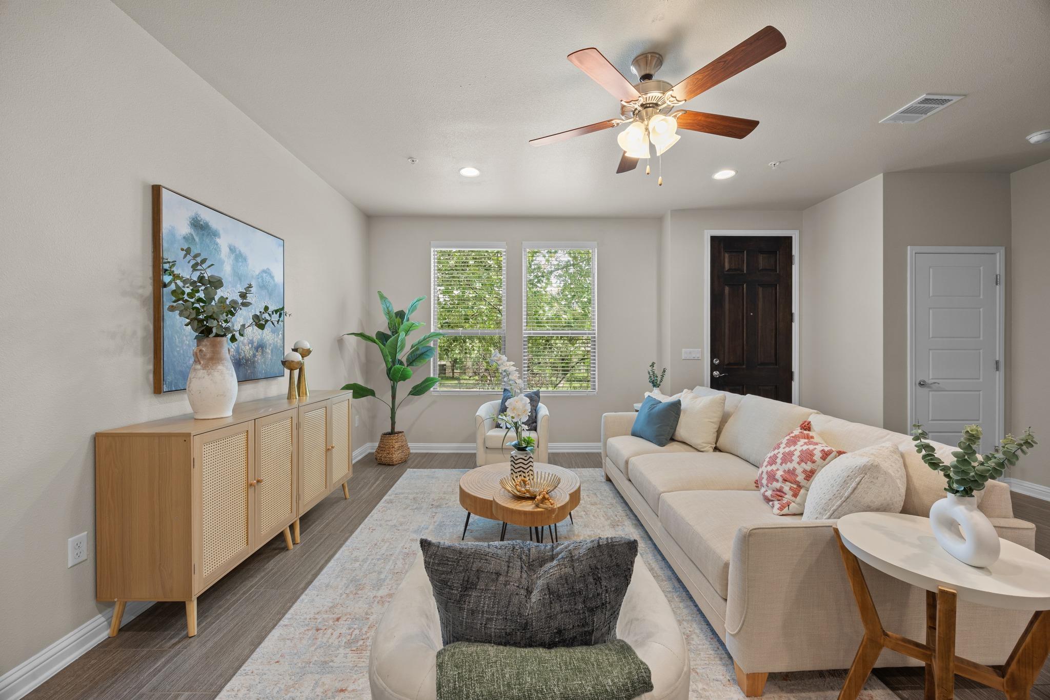 6814 E Riverside Dr # 104, Austin, TX 78741