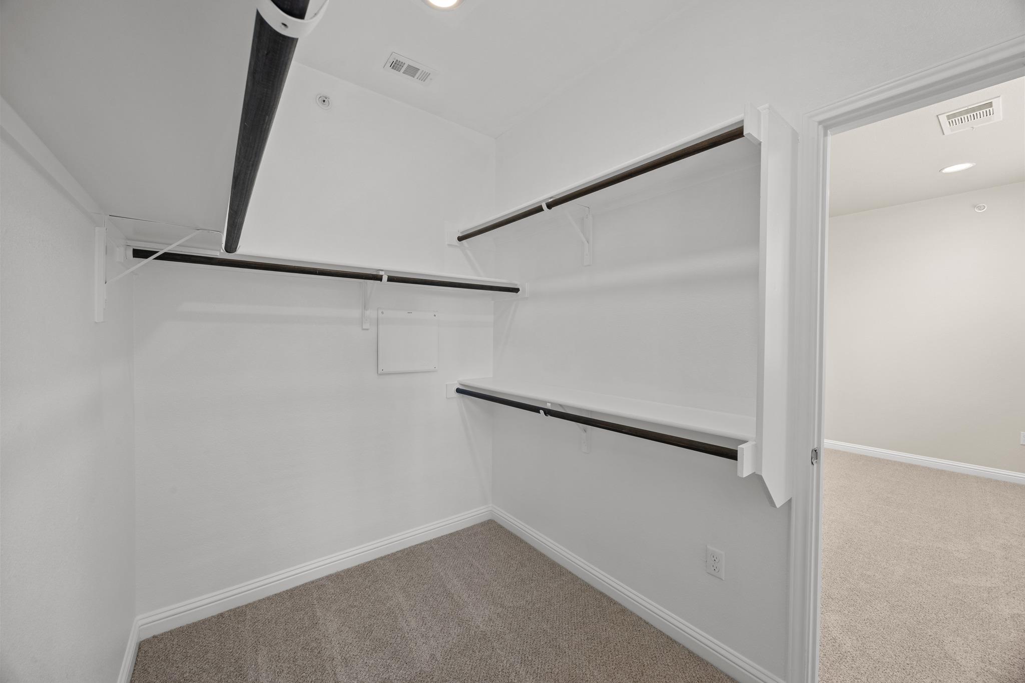 6814 E Riverside Dr # 104, Austin, TX 78741