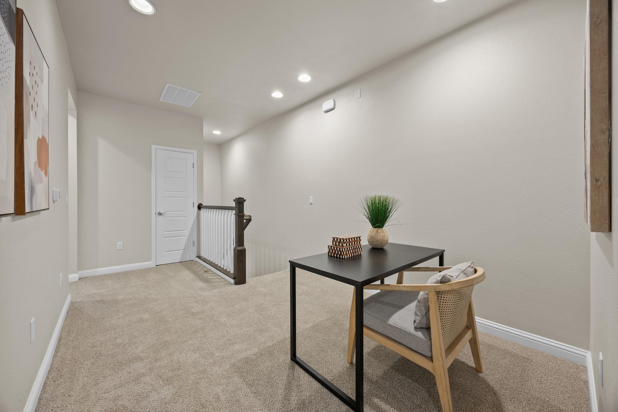 6814 E Riverside Dr # 104, Austin, TX 78741