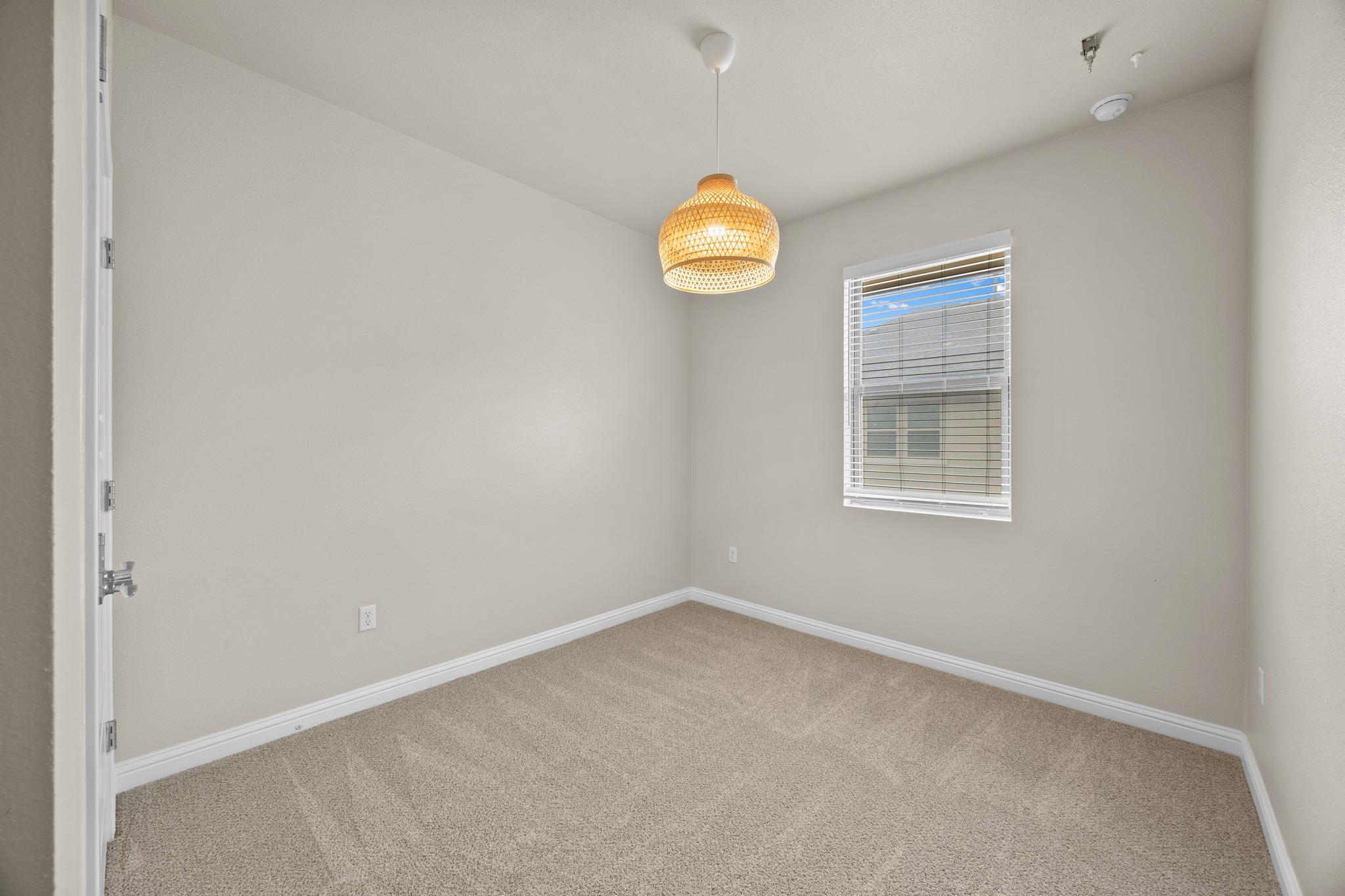 6814 E Riverside Dr # 104, Austin, TX 78741