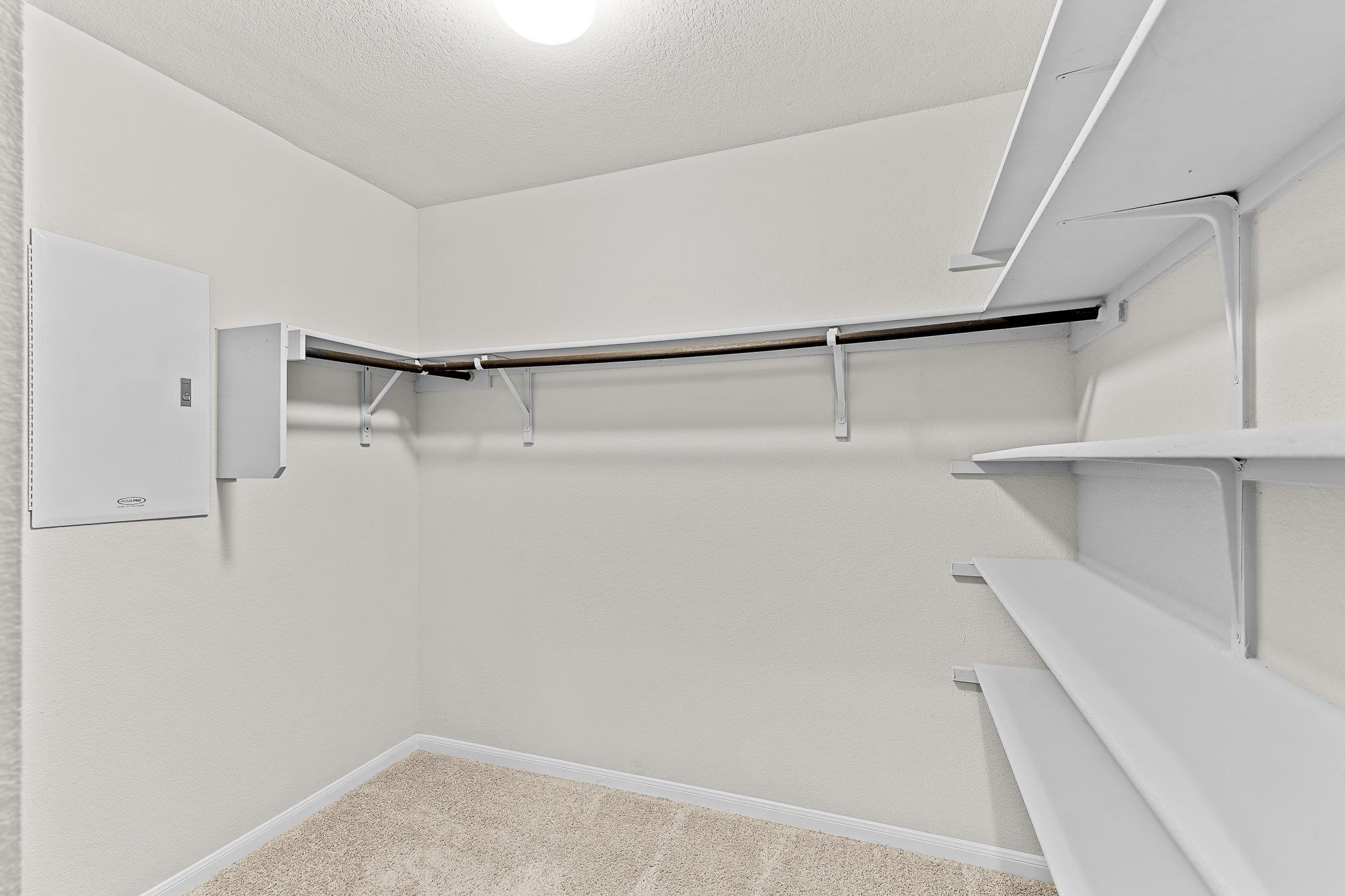 14001 Heywood Dr, Pflugerville, TX 78660