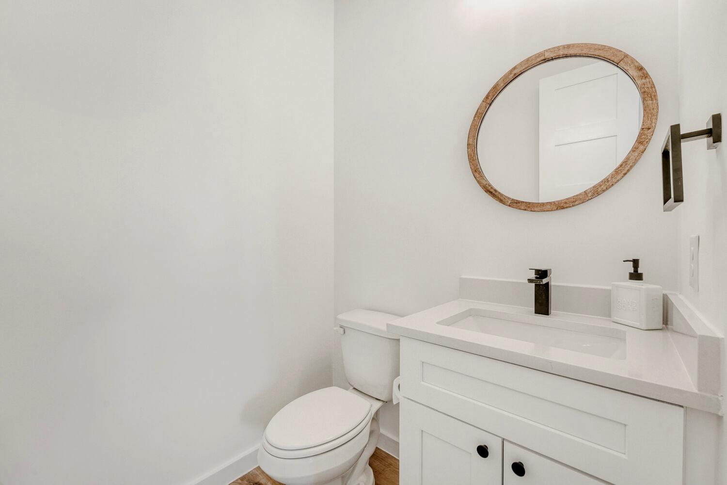 208 Ulupau Cir, Bastrop, TX 78602