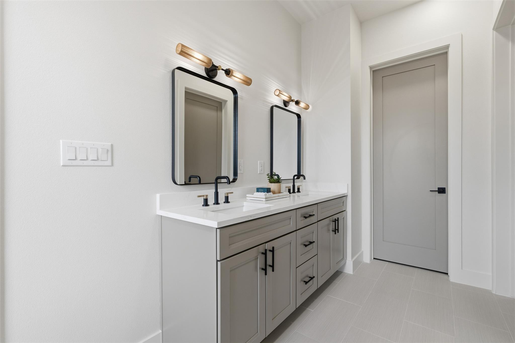 8115 Rockwood Ln # B, Austin, TX 78757