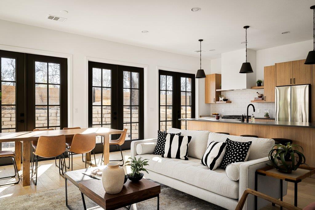 3500 Pecan Springs Rd # 13, Austin, TX 78723