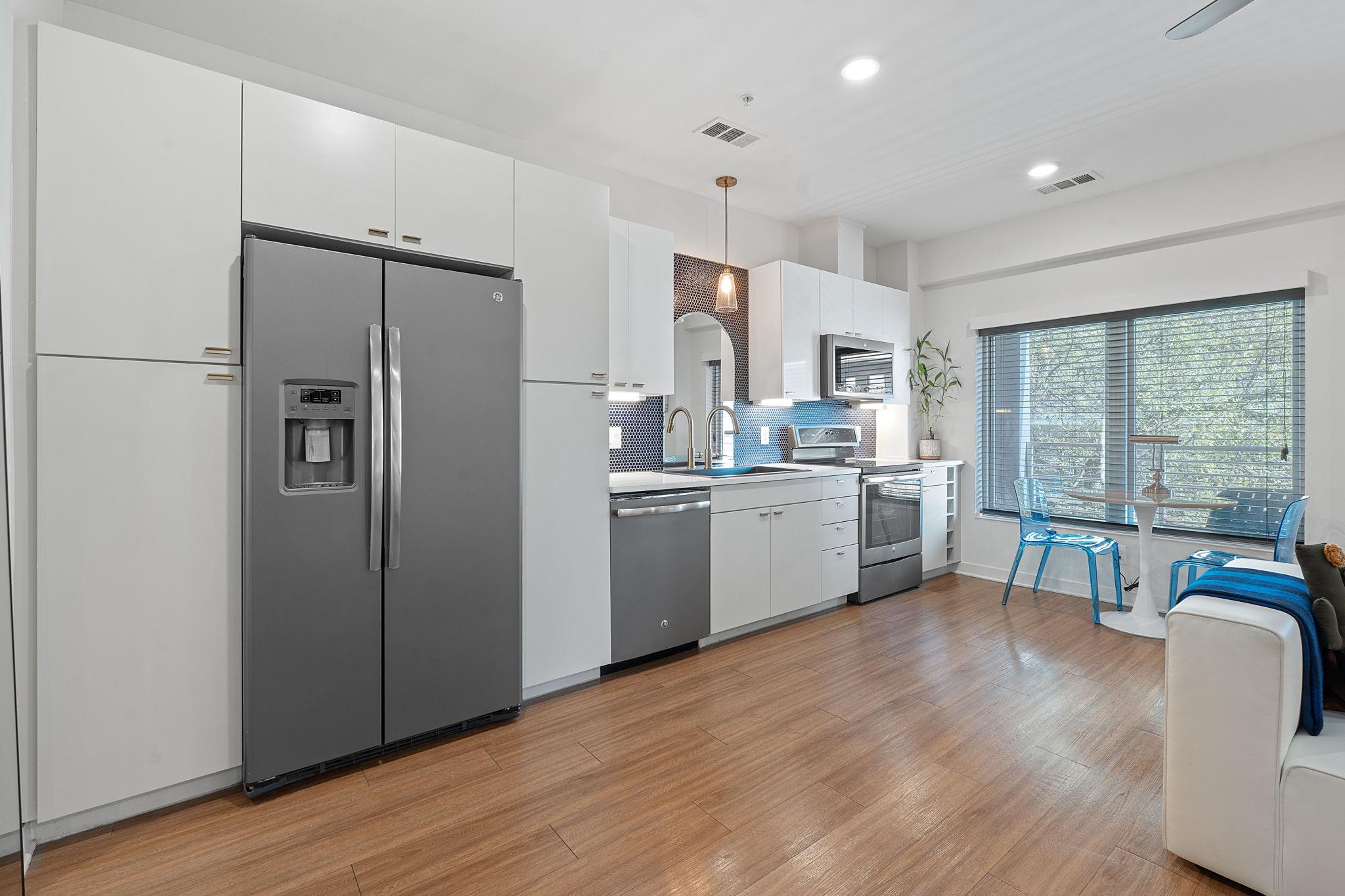 4361 S Congress Ave # 322, Austin, TX 78745