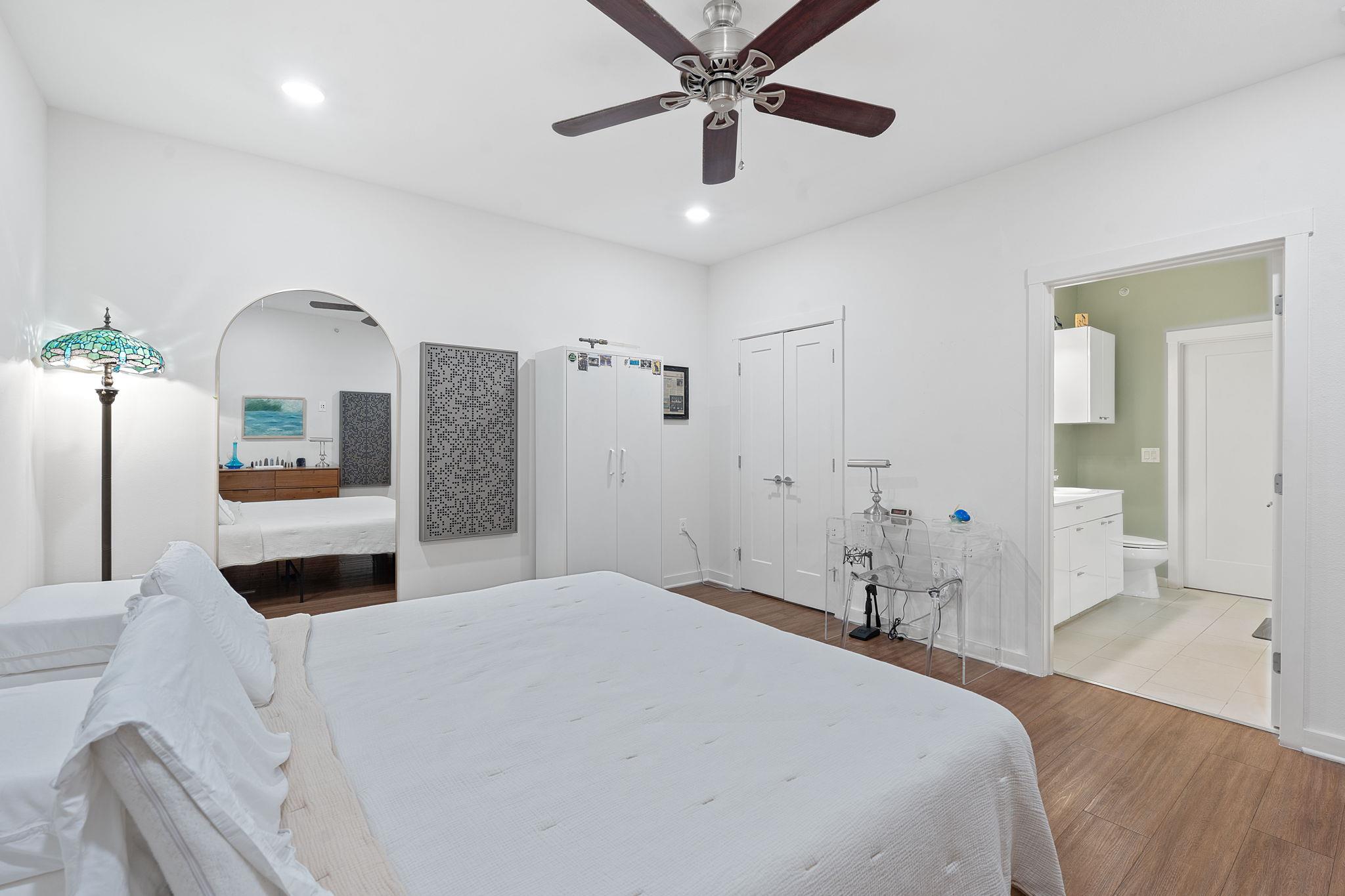 4361 S Congress Ave # 322, Austin, TX 78745