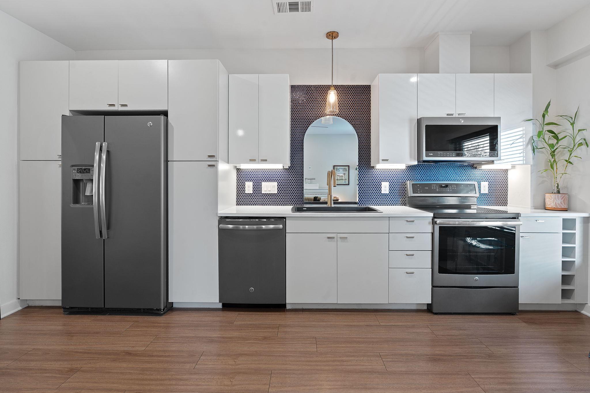 4361 S Congress Ave # 322, Austin, TX 78745