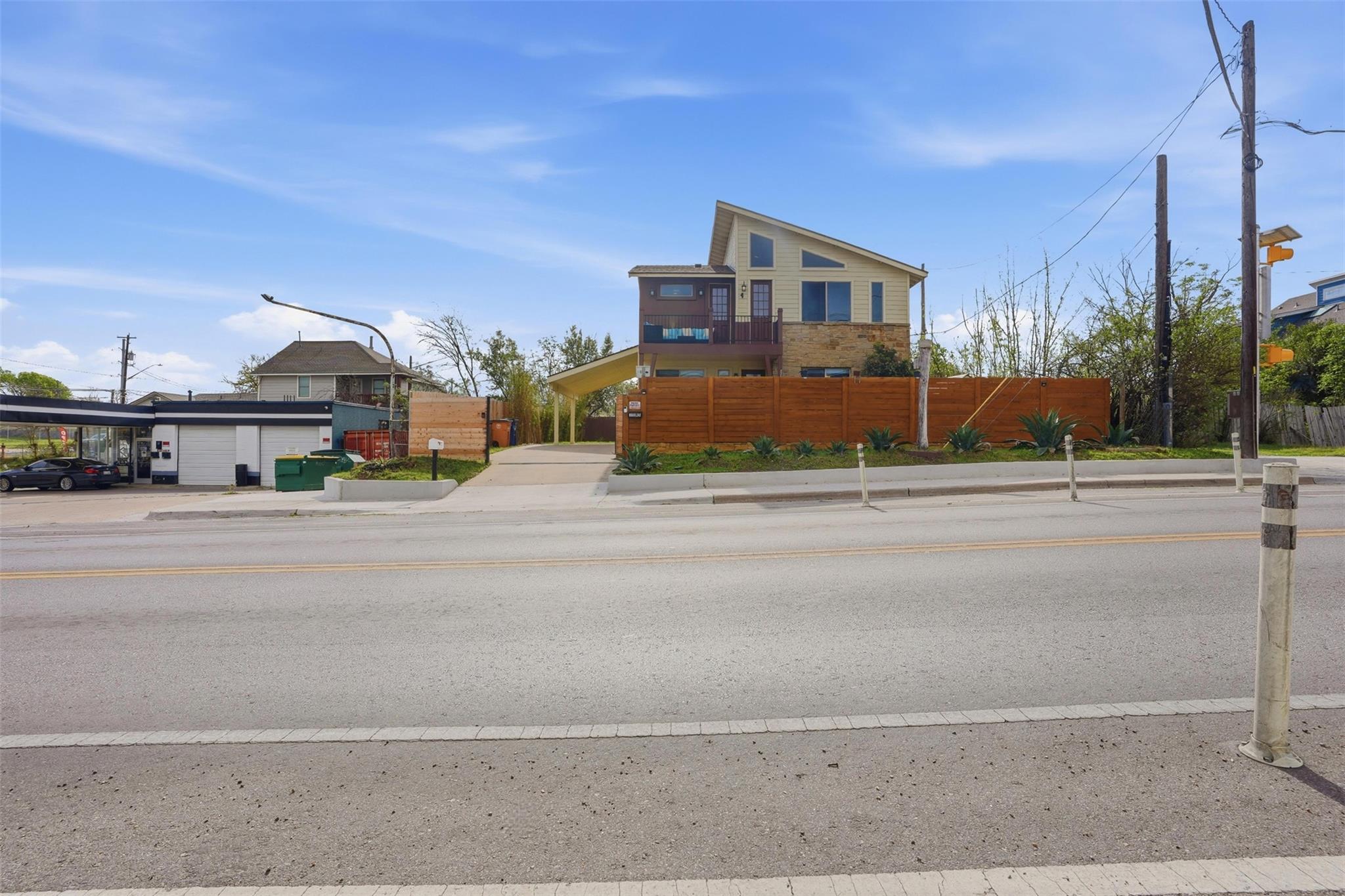 1185 Springdale Rd, Austin, TX 78641