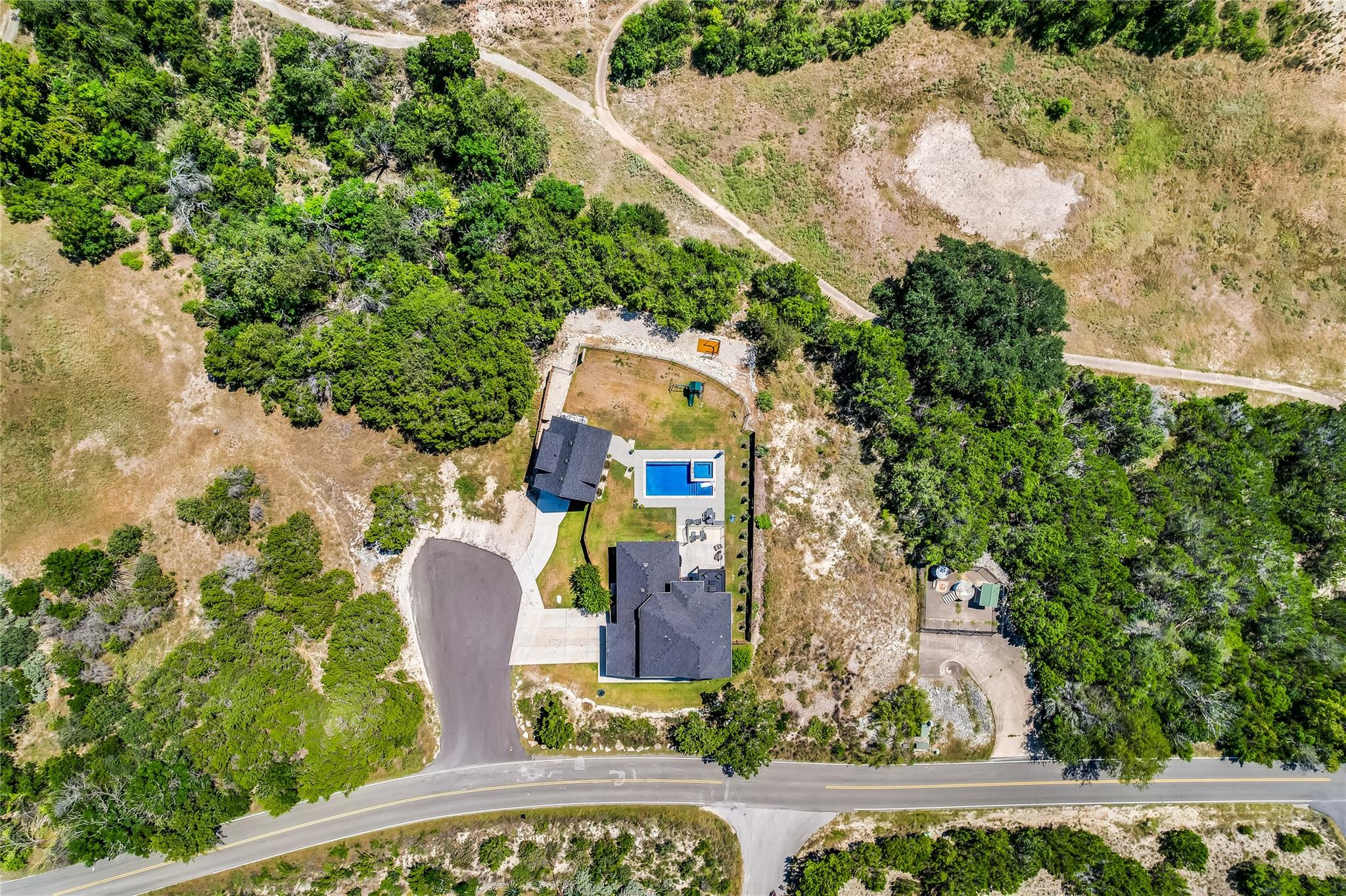 3701 Boone Dr, Lago Vista, TX 78645