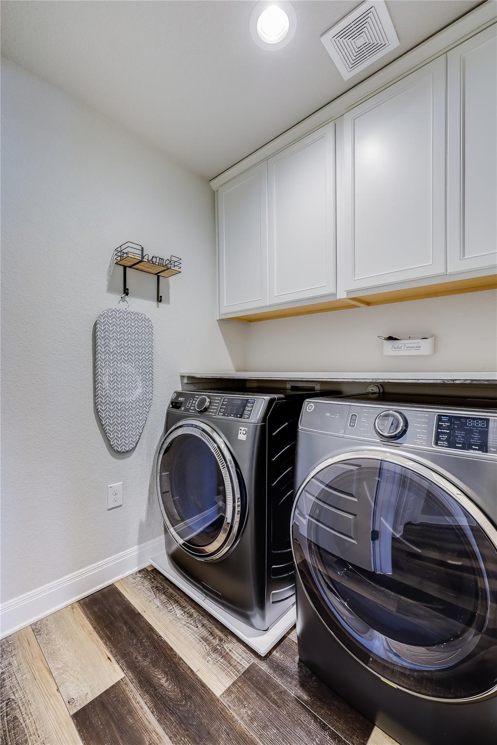 3701 Boone Dr, Lago Vista, TX 78645