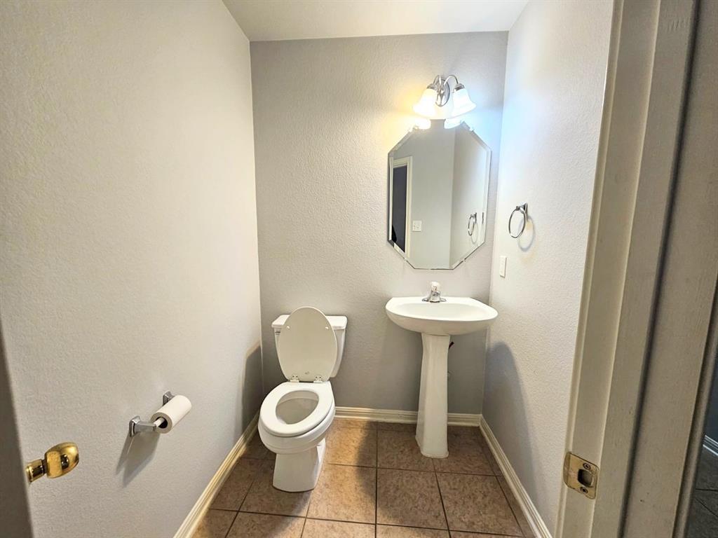 15301 Fernhill Dr, Austin, TX 78717