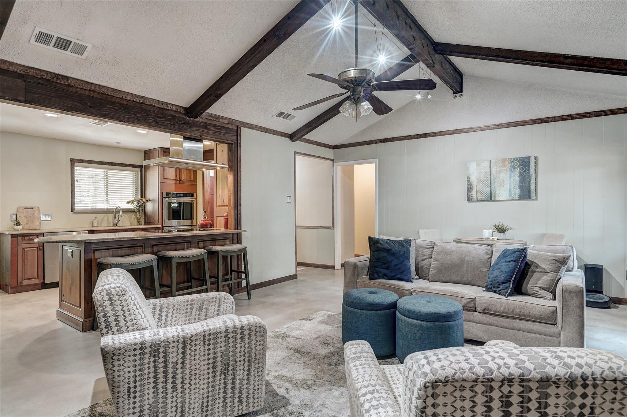 1105 N Riviera Cir, Cedar Park, TX 78613