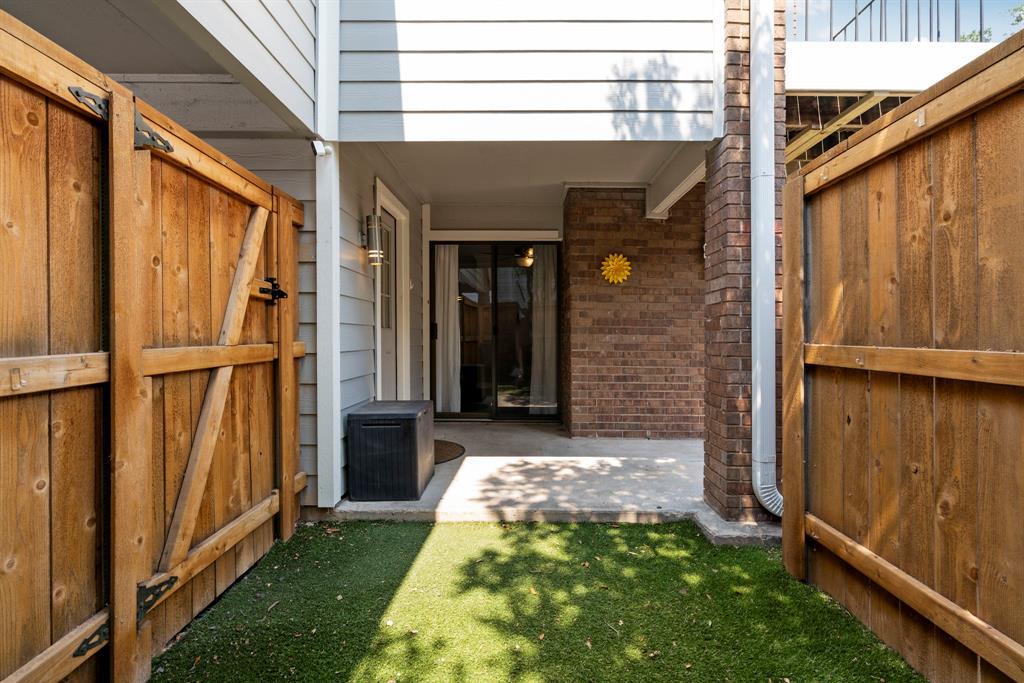 7635 Guadalupe St # 202, Austin, TX 78752