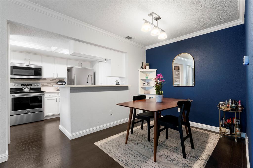 7635 Guadalupe St # 202, Austin, TX 78752