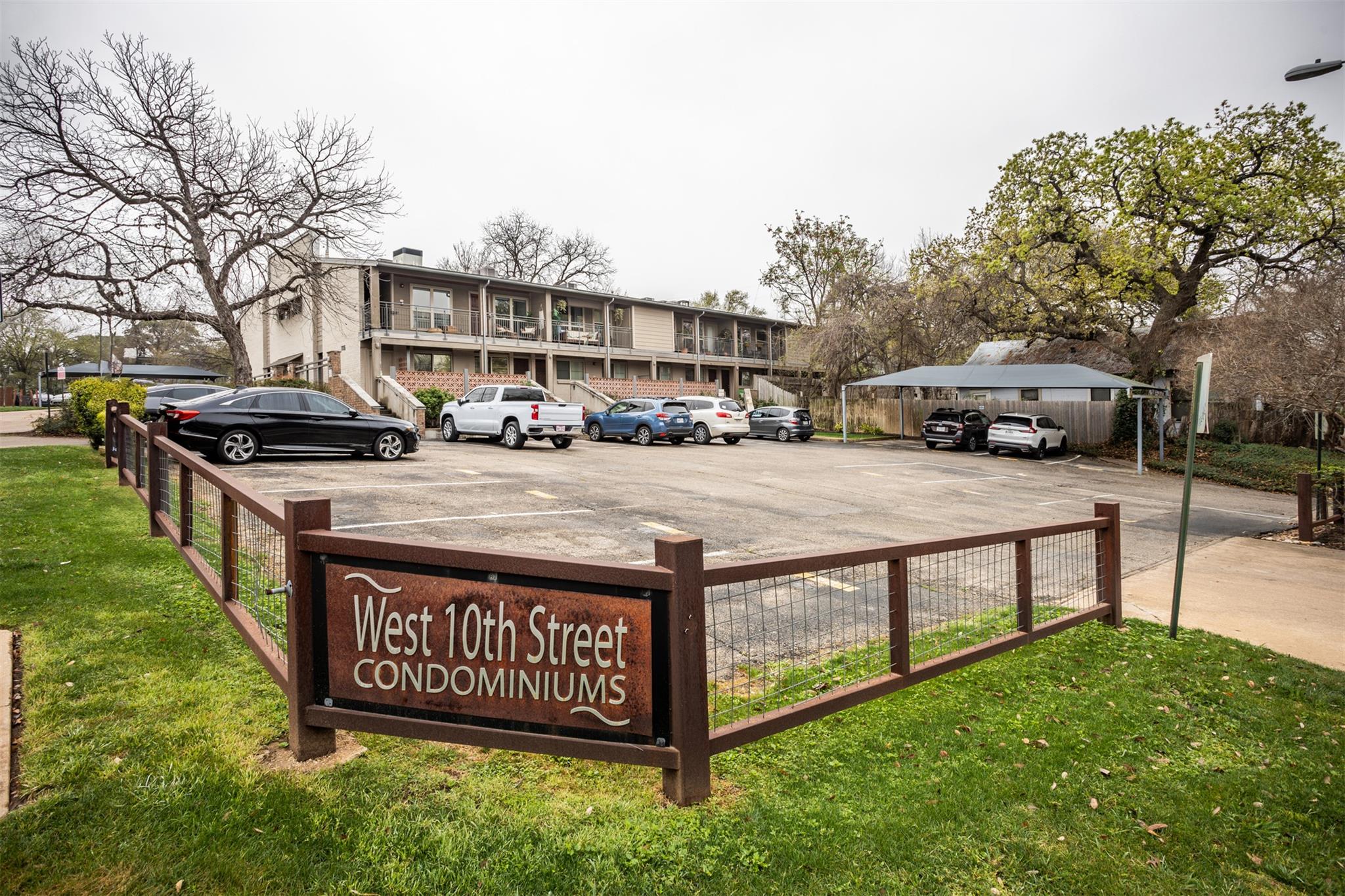 1115 W 10th St # 205, Austin, TX 78703