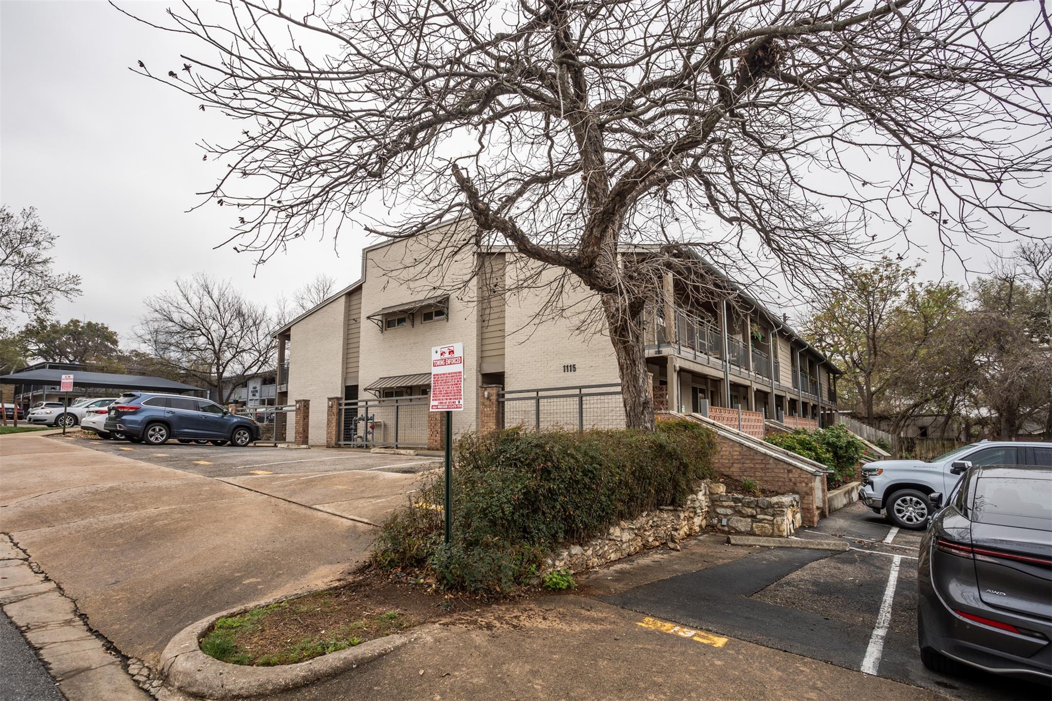 1115 W 10th St # 205, Austin, TX 78703