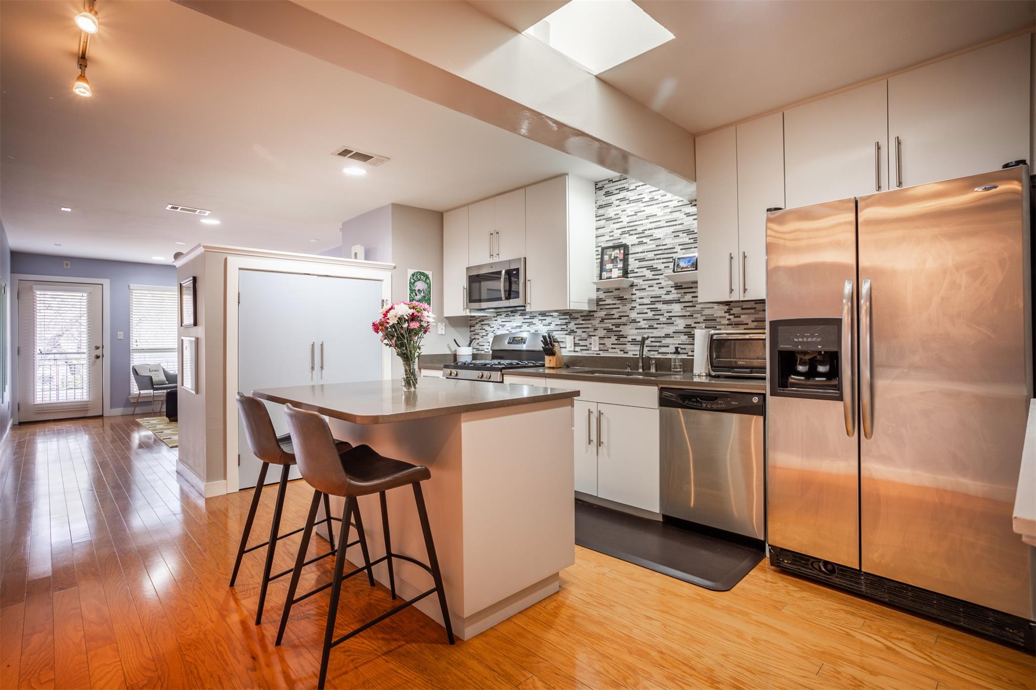 1115 W 10th St # 205, Austin, TX 78703