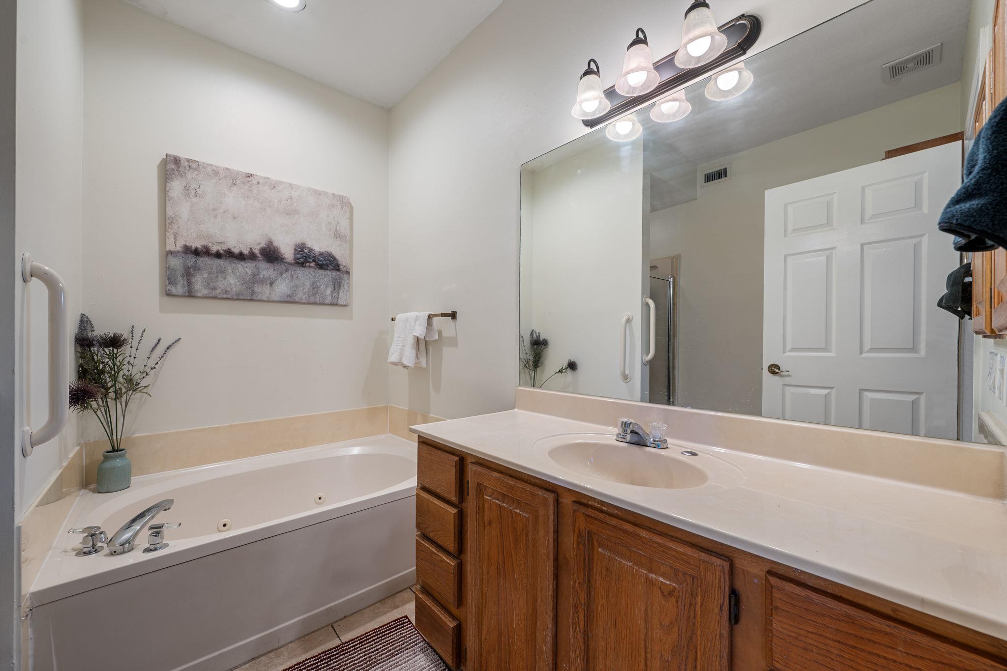 3404 American Dr # 2205, Lago Vista, TX 78645