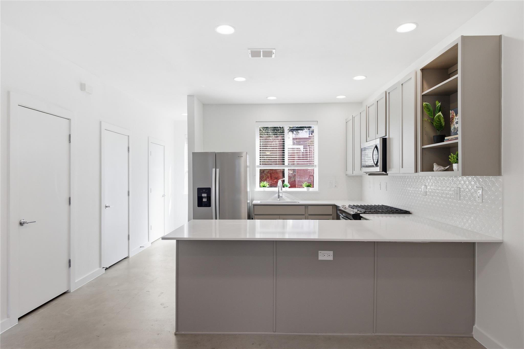 814 N Bluff Dr # 74, Austin, TX 78745