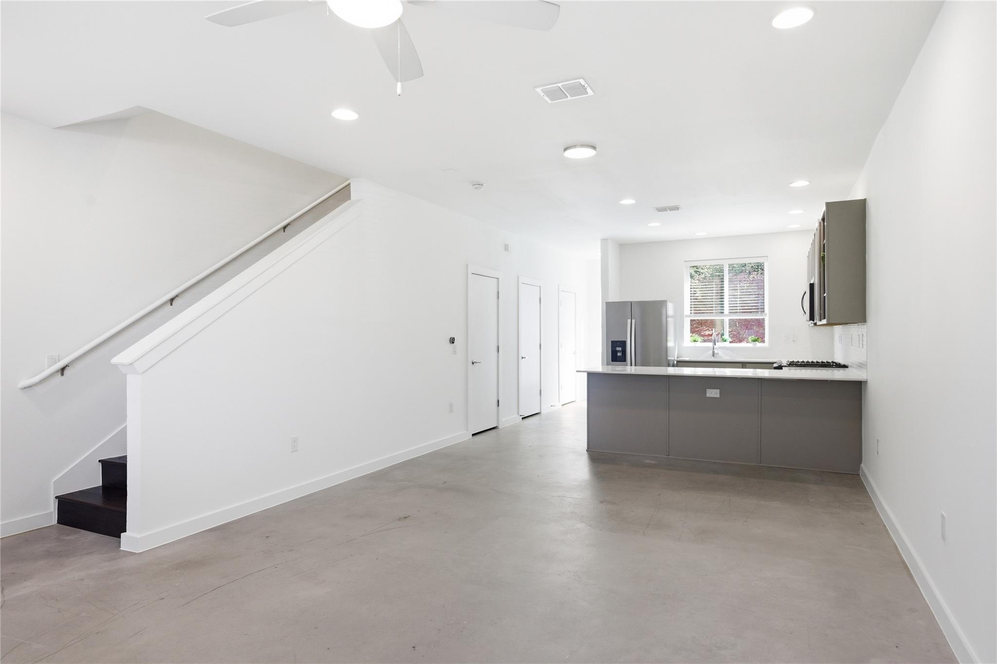 814 N Bluff Dr # 74, Austin, TX 78745