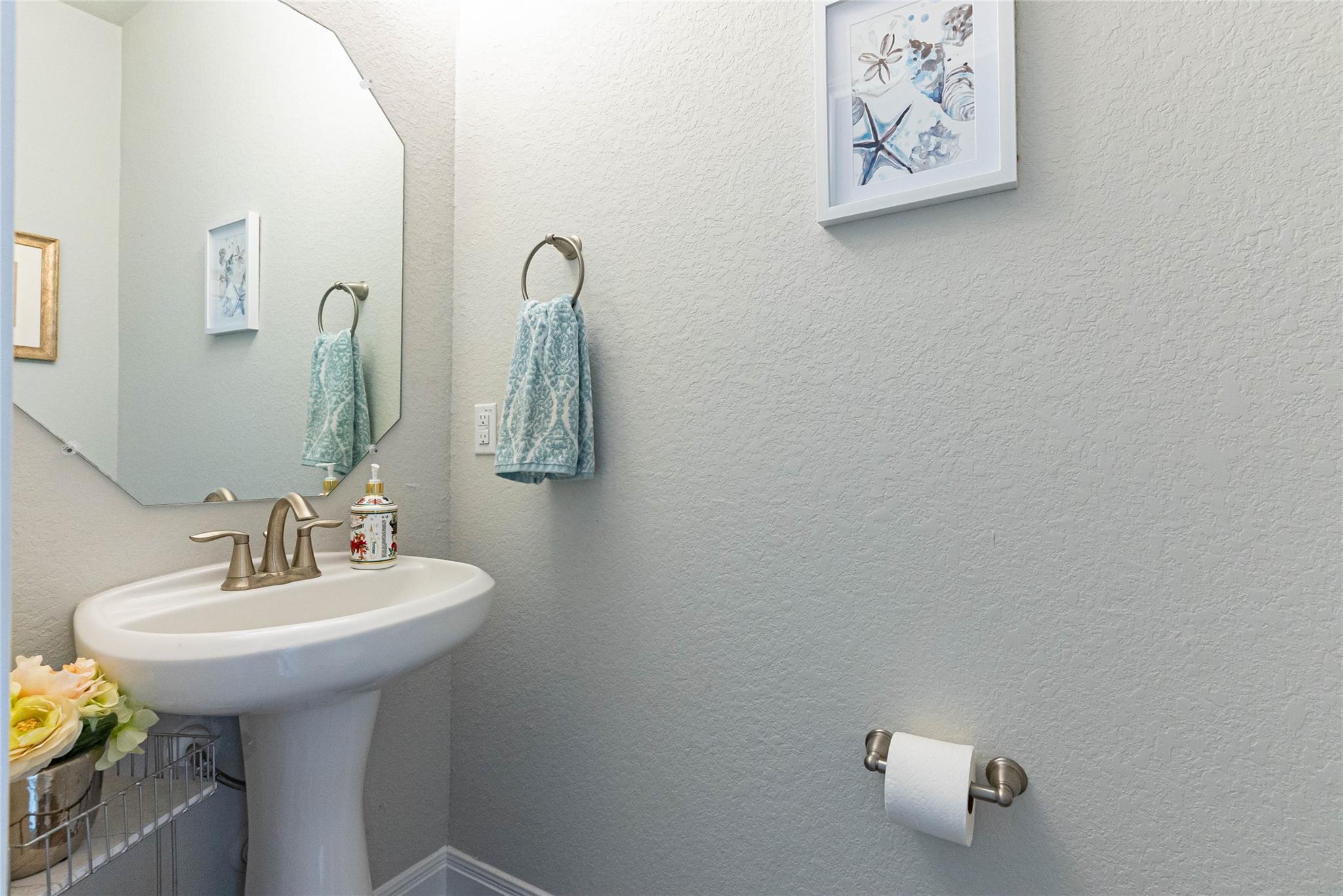 3204 Burnside Cir, Lago Vista, TX 78645