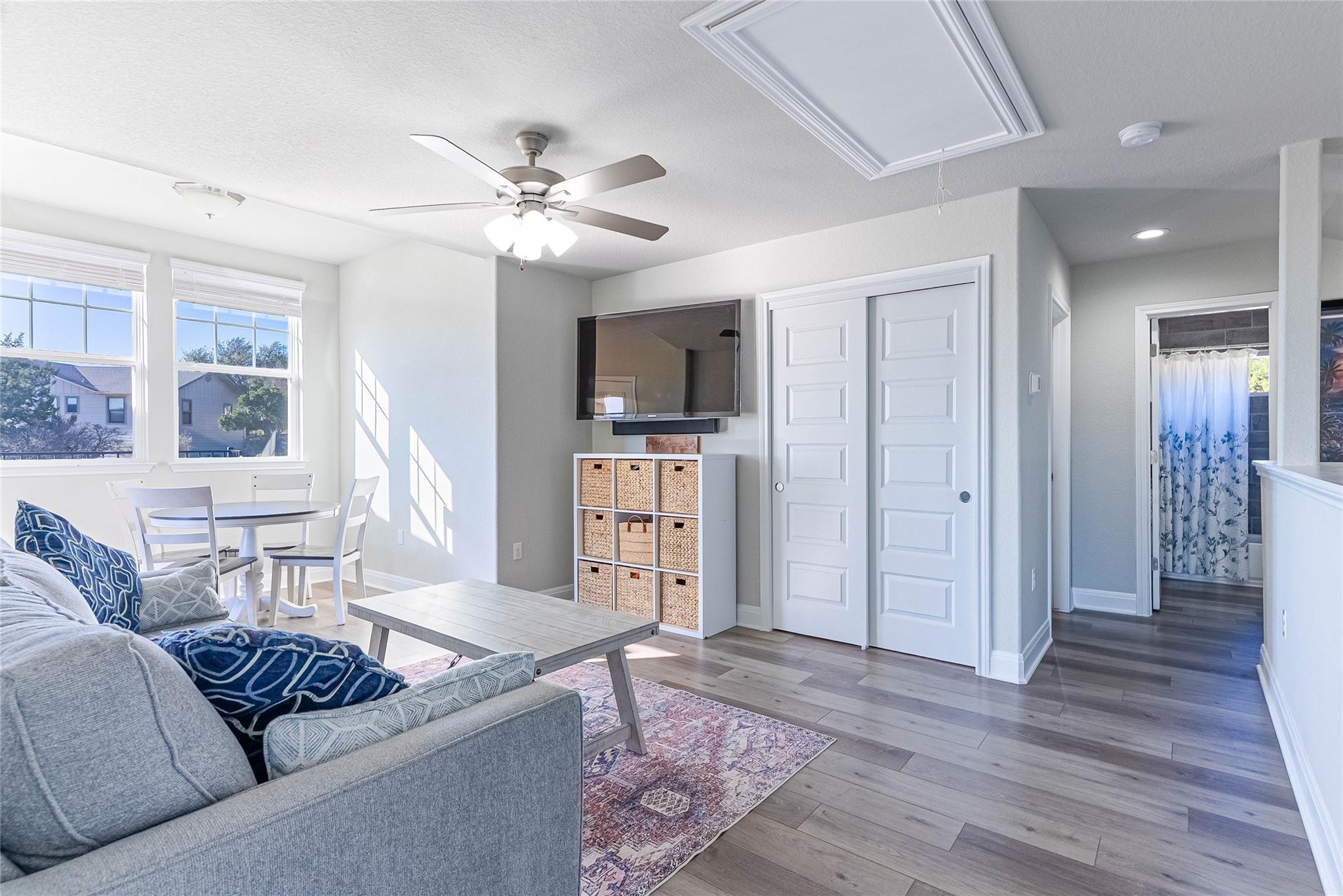 3204 Burnside Cir, Lago Vista, TX 78645