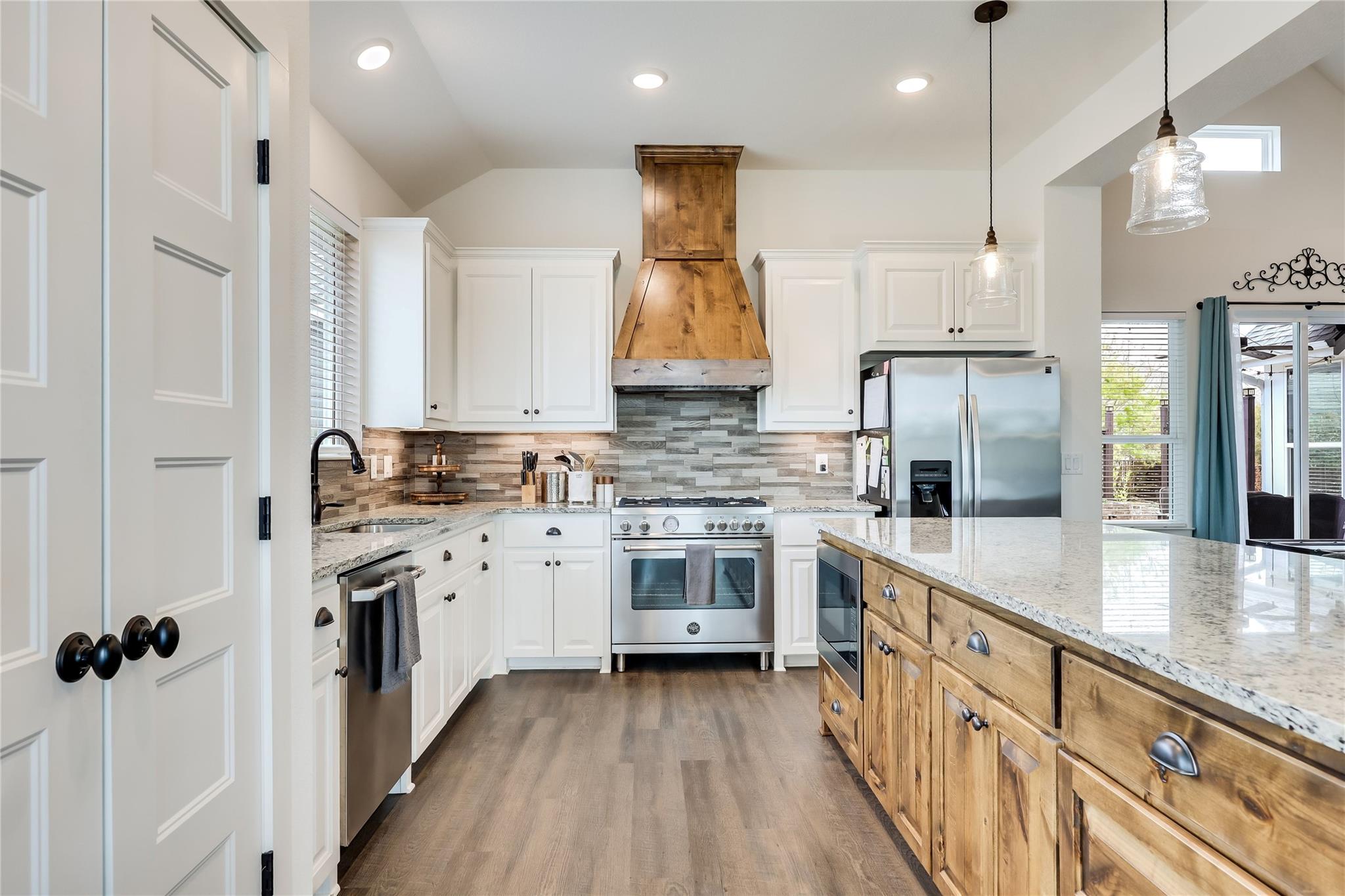 325 Charli Cir, Liberty Hill, TX 78642