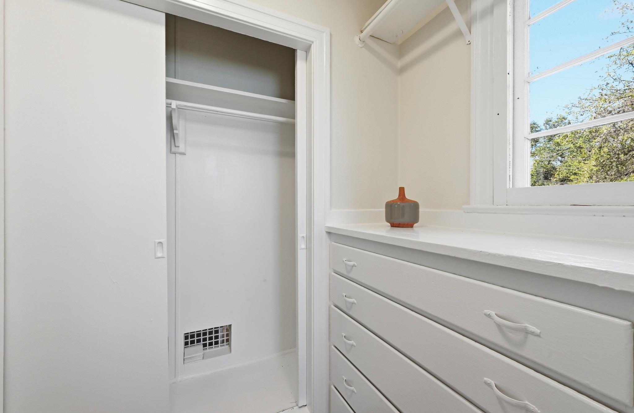 1403 Windsor Rd # A, Austin, TX 78703