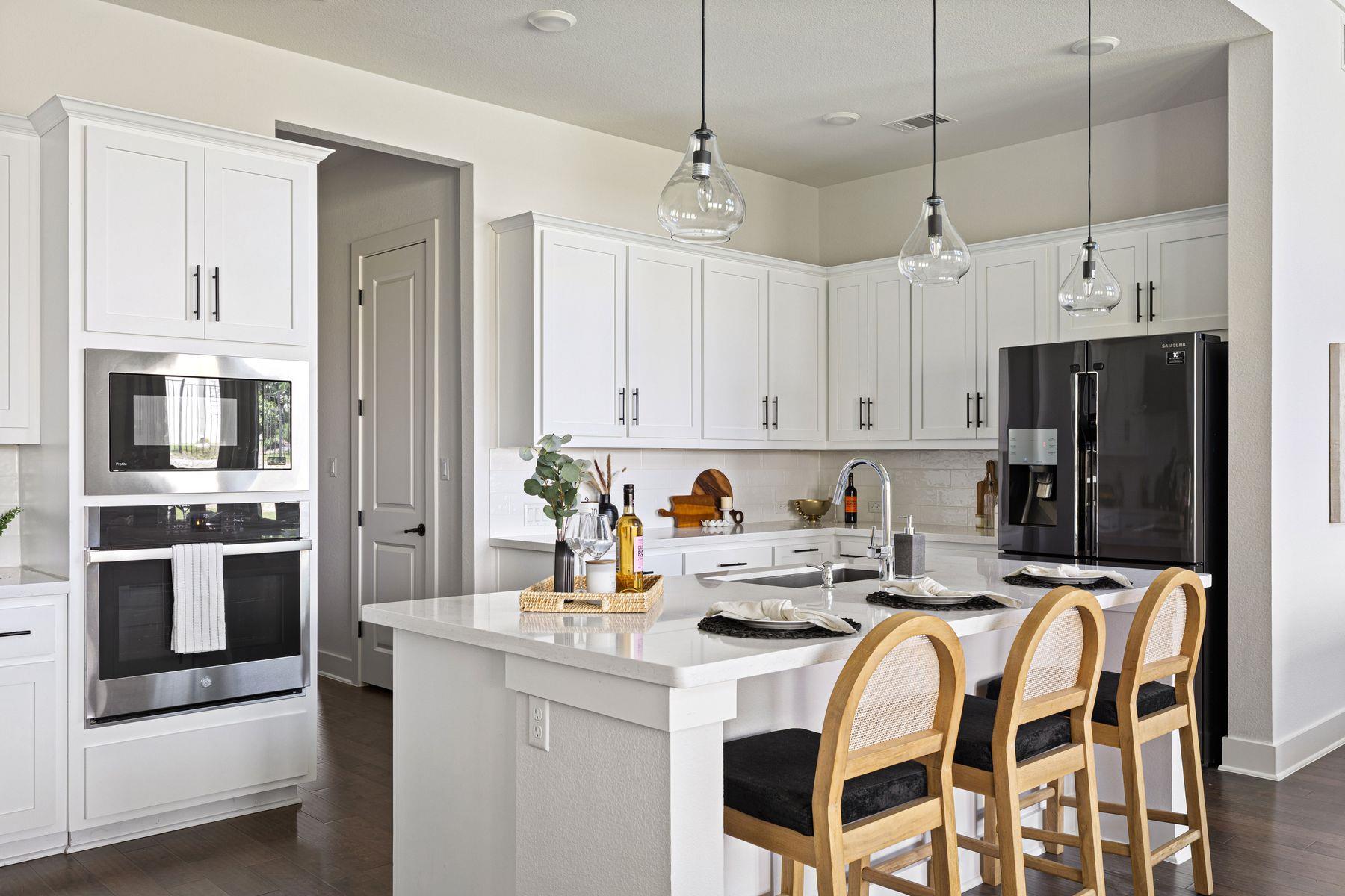 1316 Da Vinci Trl, Leander, TX 78641