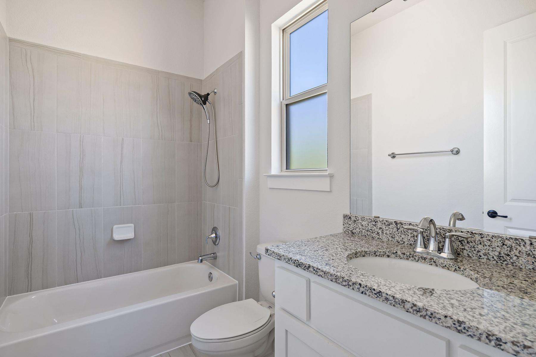 1316 Da Vinci Trl, Leander, TX 78641