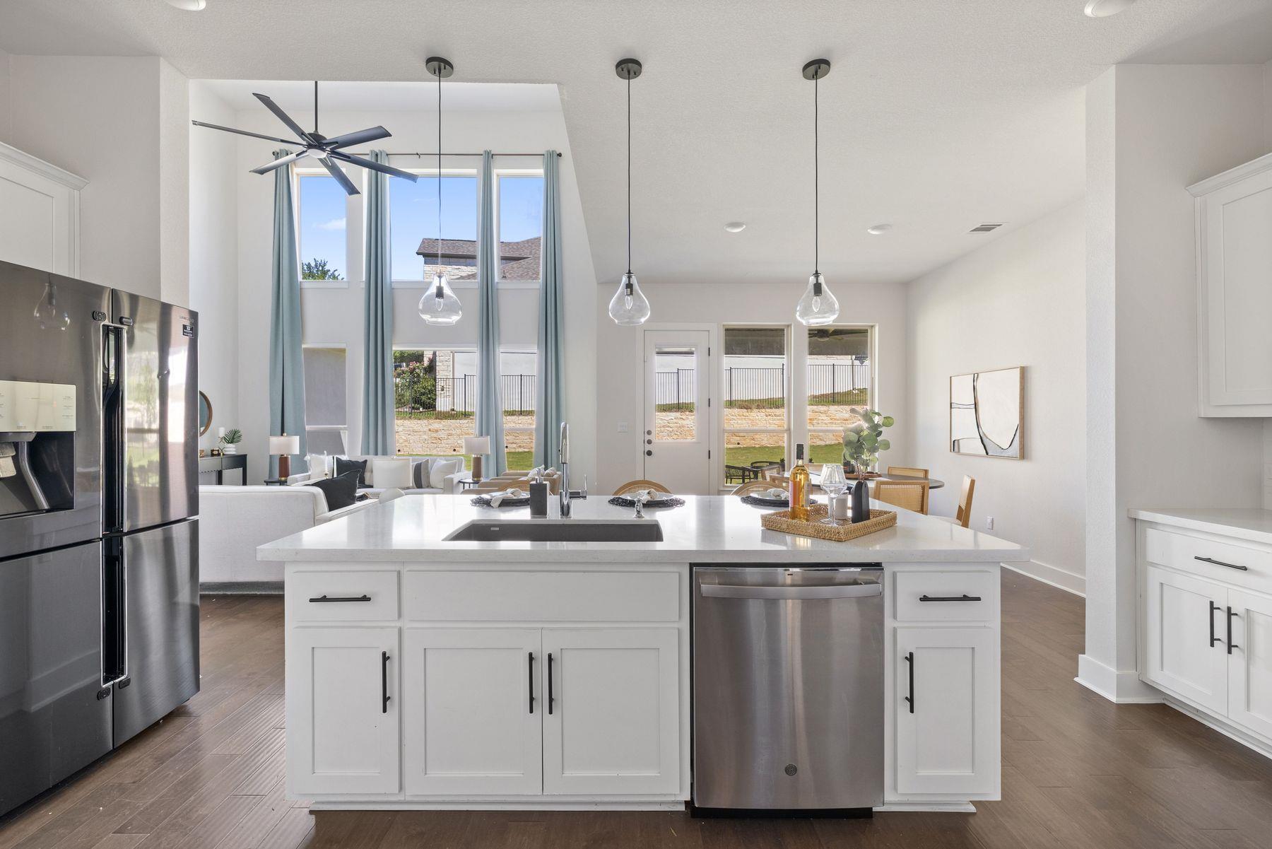 1316 Da Vinci Trl, Leander, TX 78641