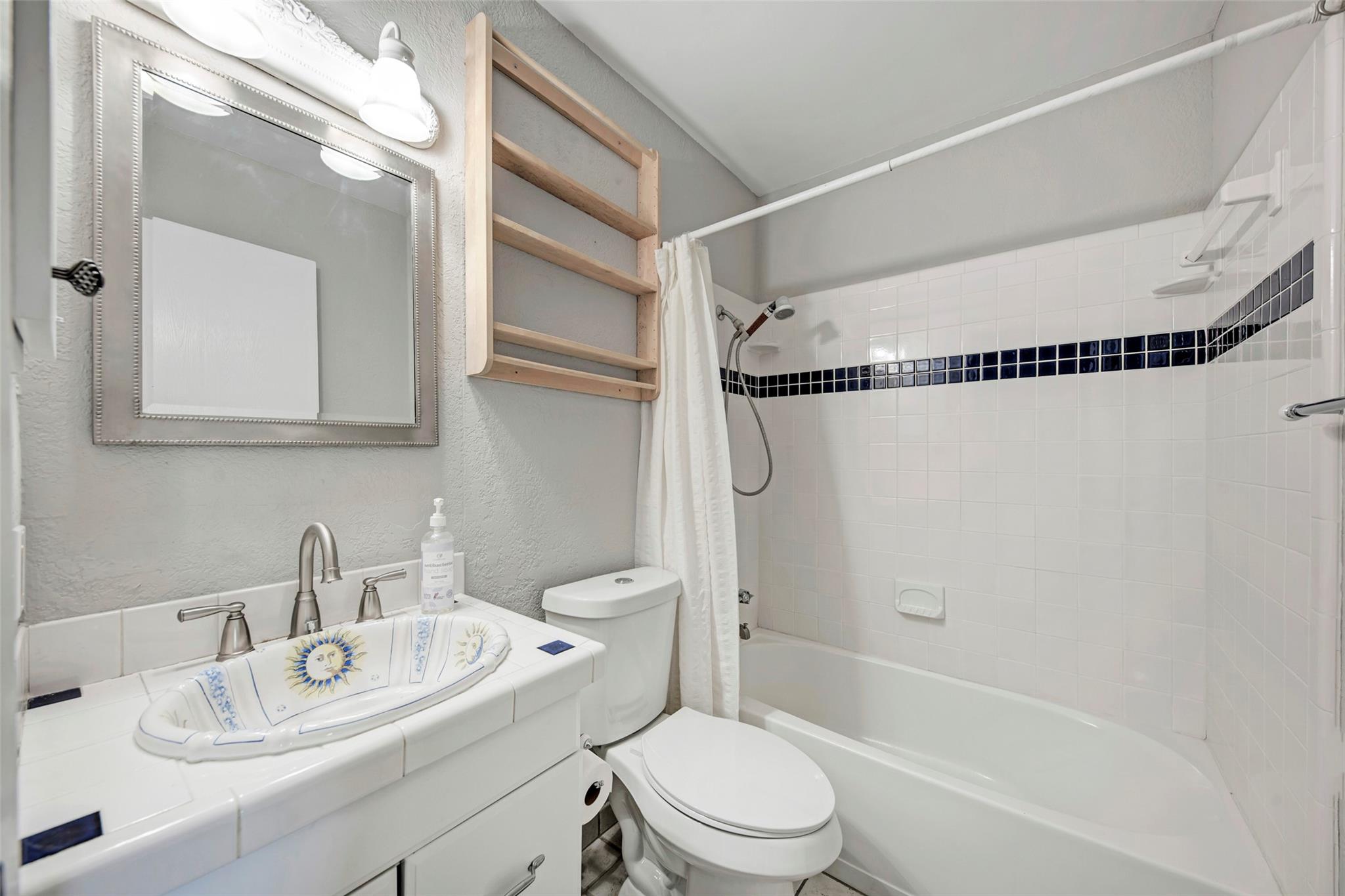 2804 Sissinghurst Dr, Austin, TX 78745