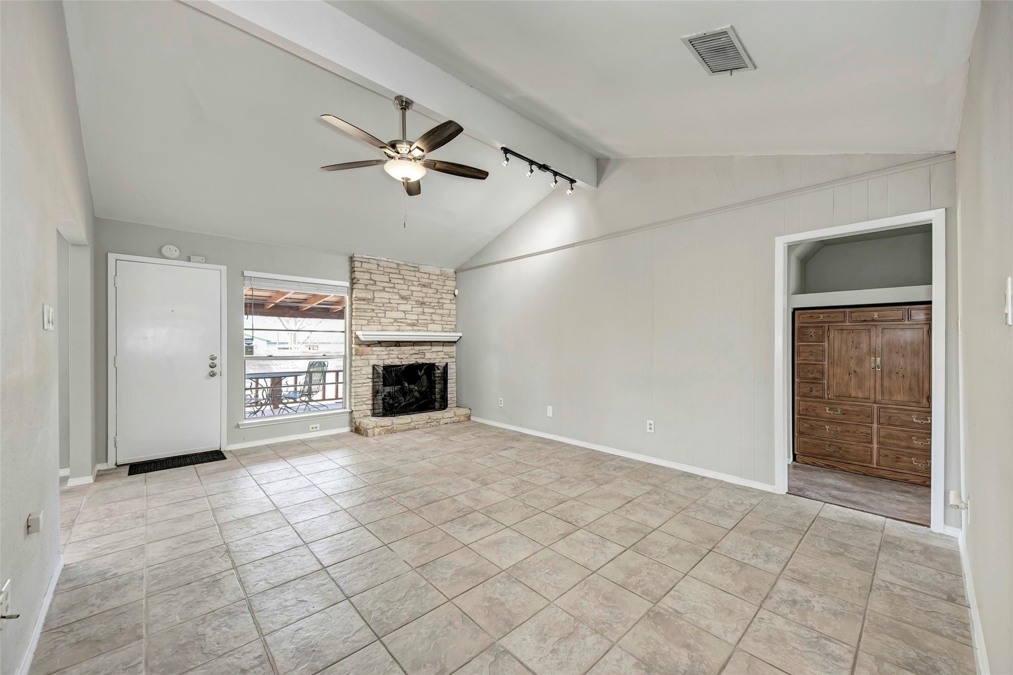 2804 Sissinghurst Dr, Austin, TX 78745