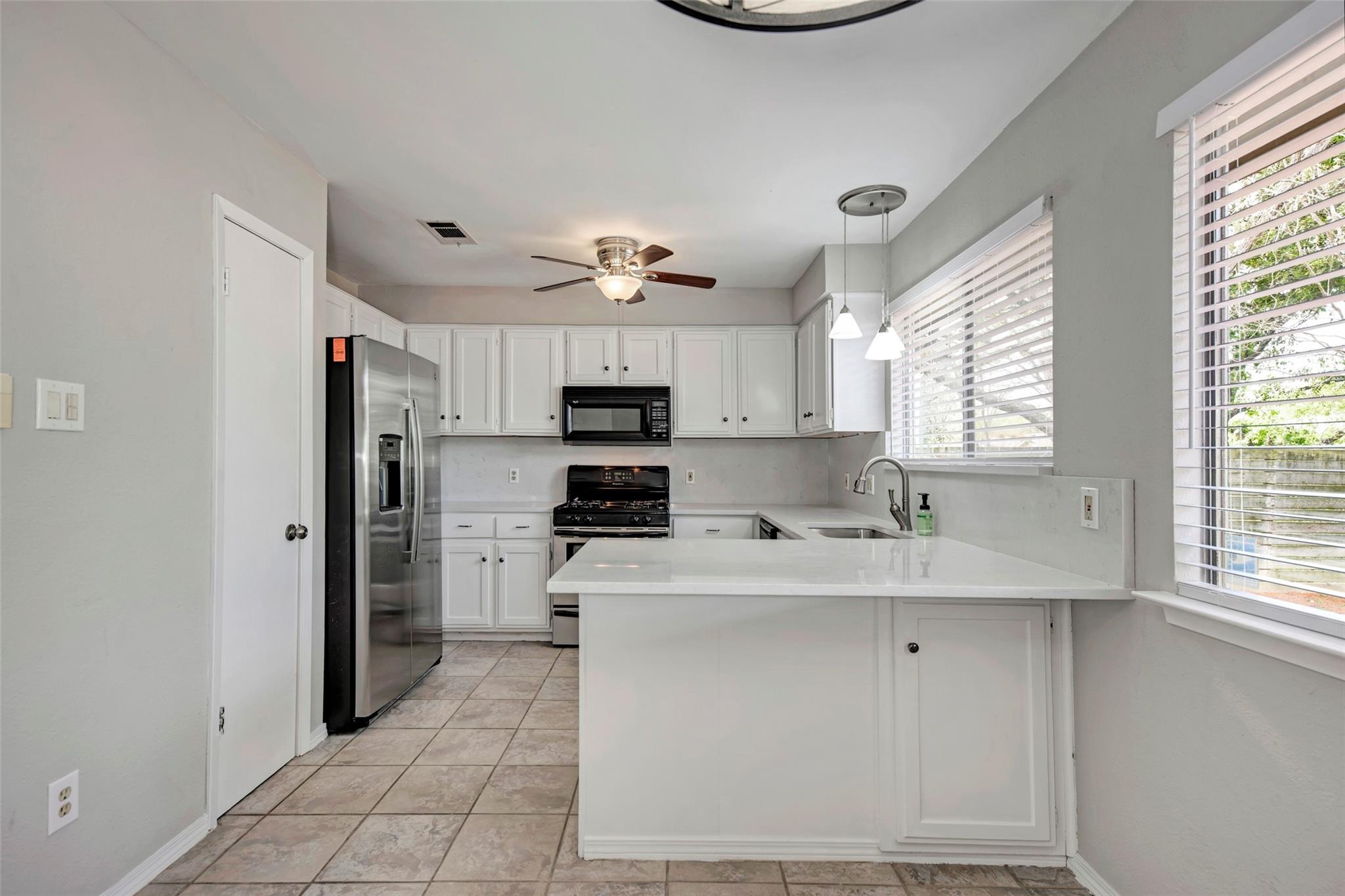 2804 Sissinghurst Dr, Austin, TX 78745